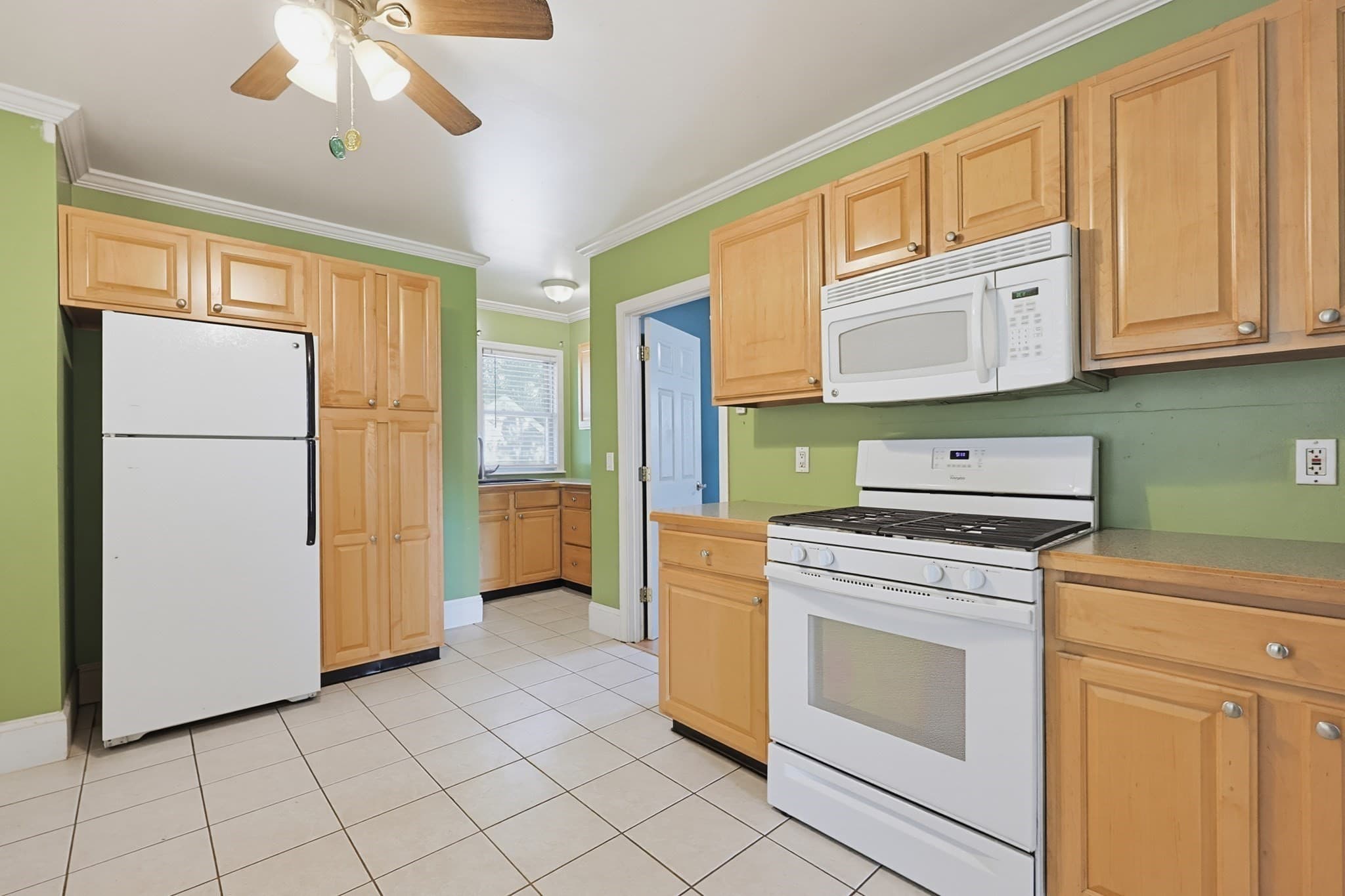 Single Family Residence at 73 Turner St, Attleboro MA 02703, Attleboro, photo 8 of 28