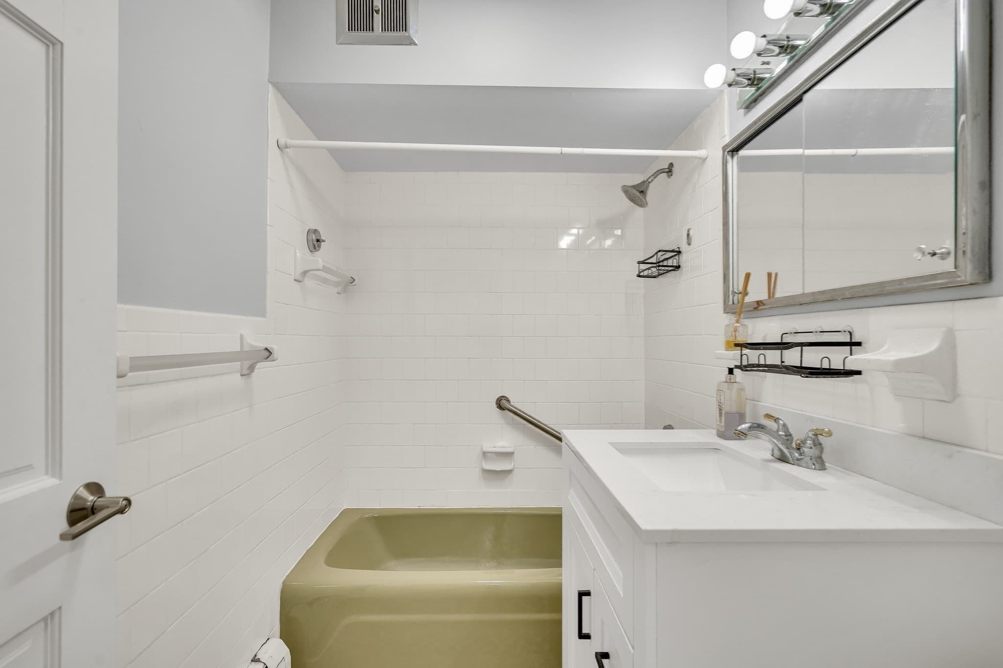 Condominium at 53 Paul St # 10, Newton MA 02459, Newton, photo 30 of 36
