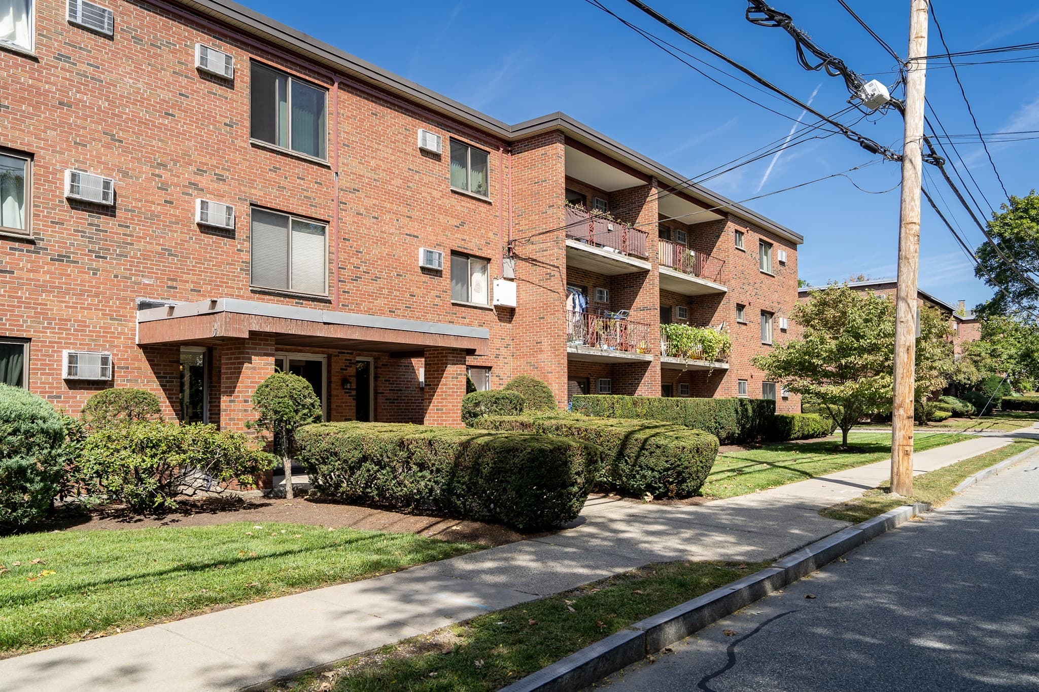 Condominium at 53 Paul St # 10, Newton MA 02459, Newton, photo 35 of 36
