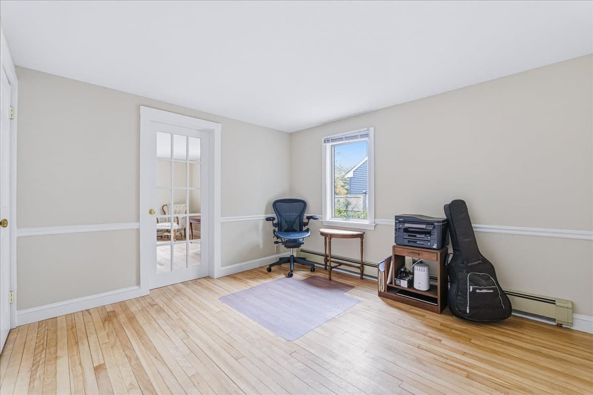 Single Family Residence at 6 Ledgeville Ave, Foxboro MA 02035, Foxboro, photo 23 of 30