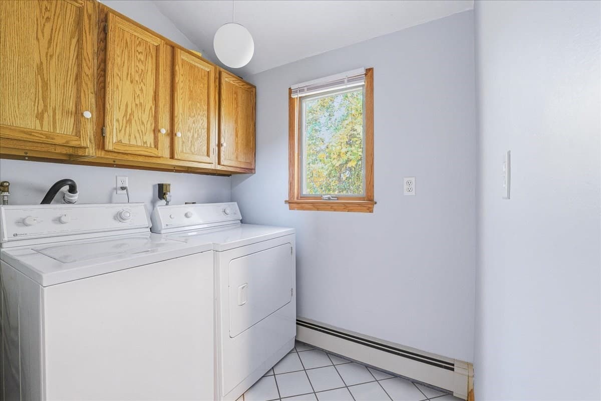 Single Family Residence at 6 Ledgeville Ave, Foxboro MA 02035, Foxboro, photo 14 of 30
