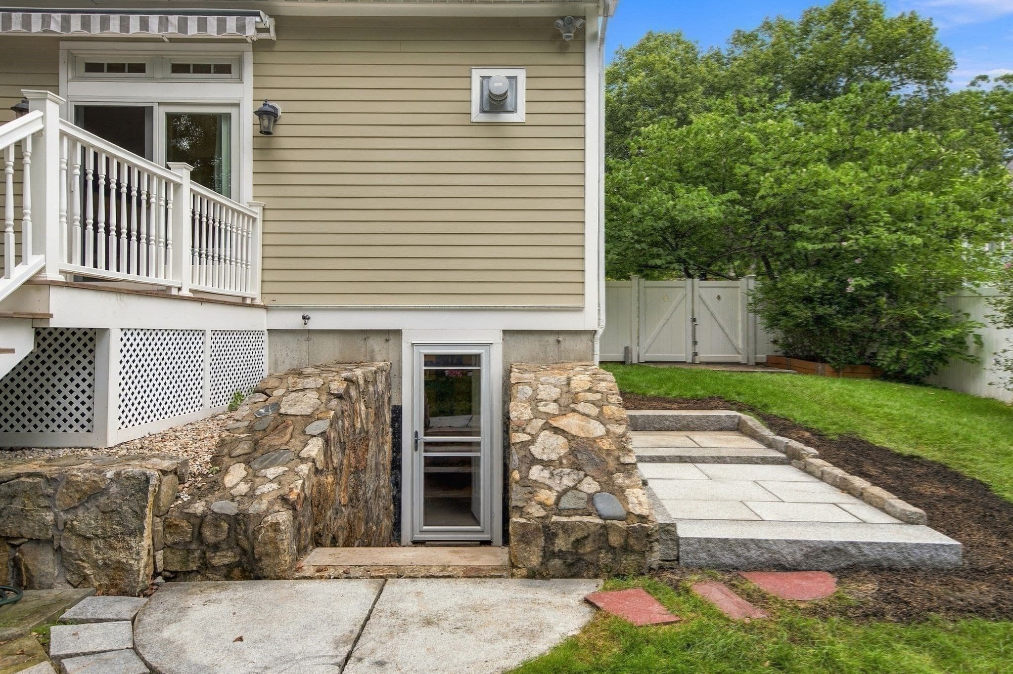 Single Family Residence at 129 Summer Street, Andover MA 01810, Andover, photo 28 of 37