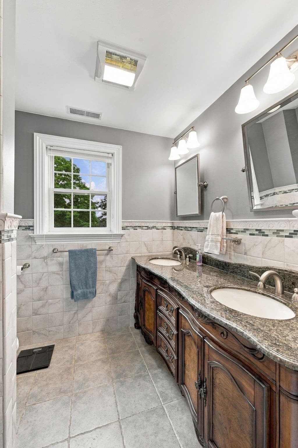 Single Family Residence at 129 Summer Street, Andover MA 01810, Andover, photo 24 of 37