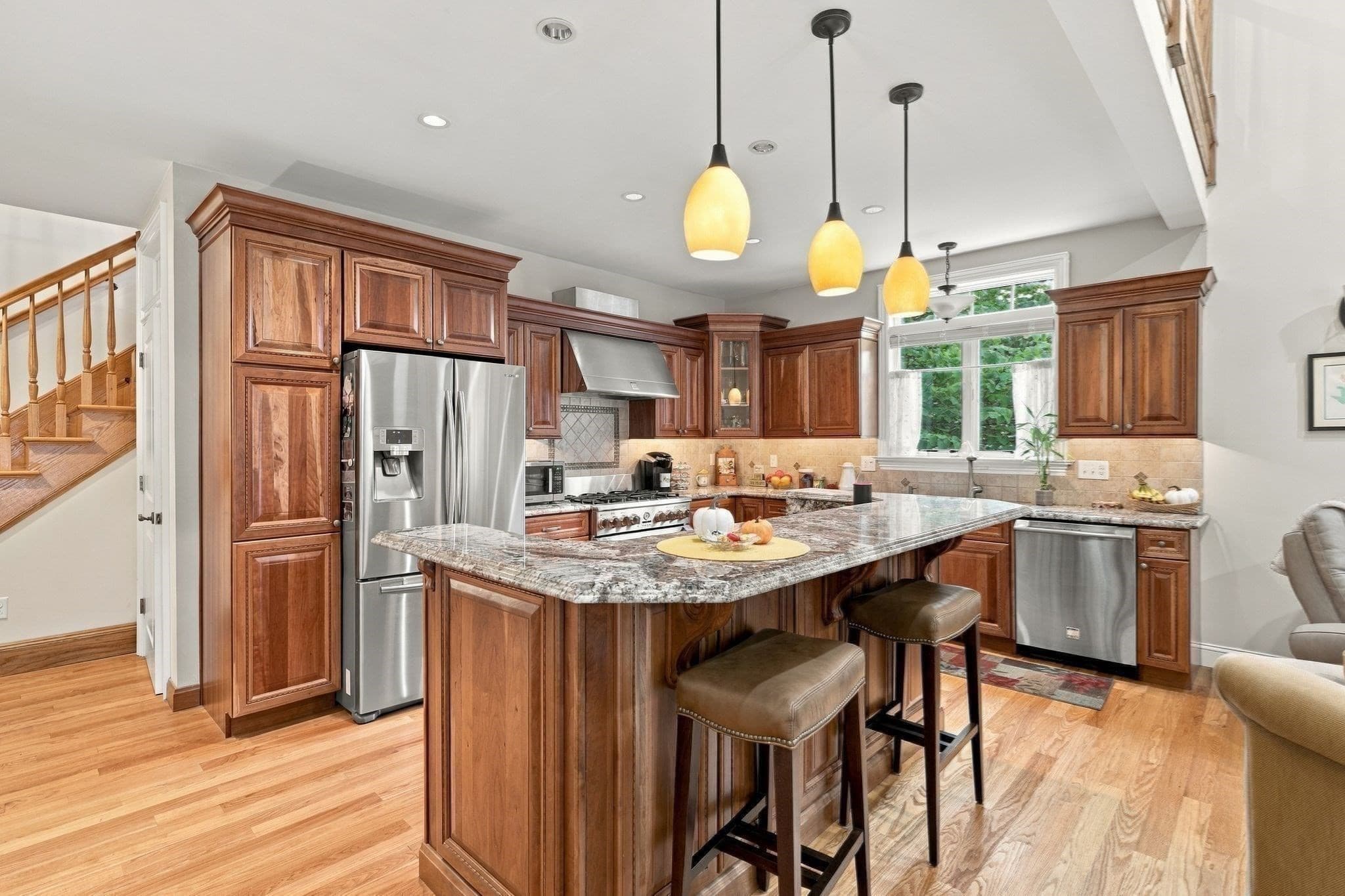Single Family Residence at 129 Summer Street, Andover MA 01810, Andover, photo 8 of 37