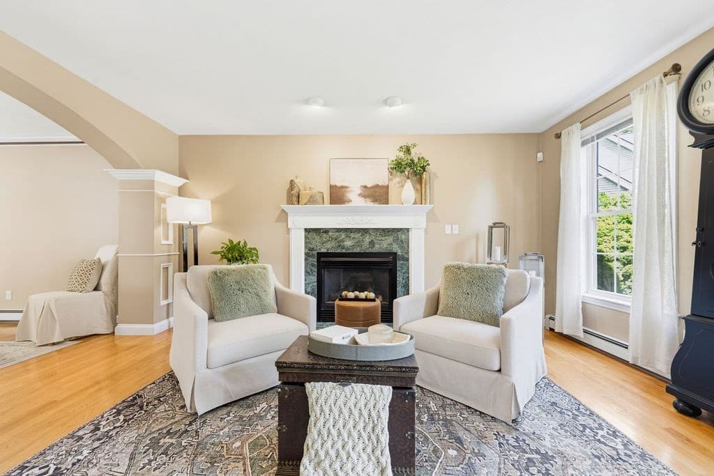 Single Family Residence at 32 Cinnamon Cir, Easton MA 02334, Easton, photo 5 of 42