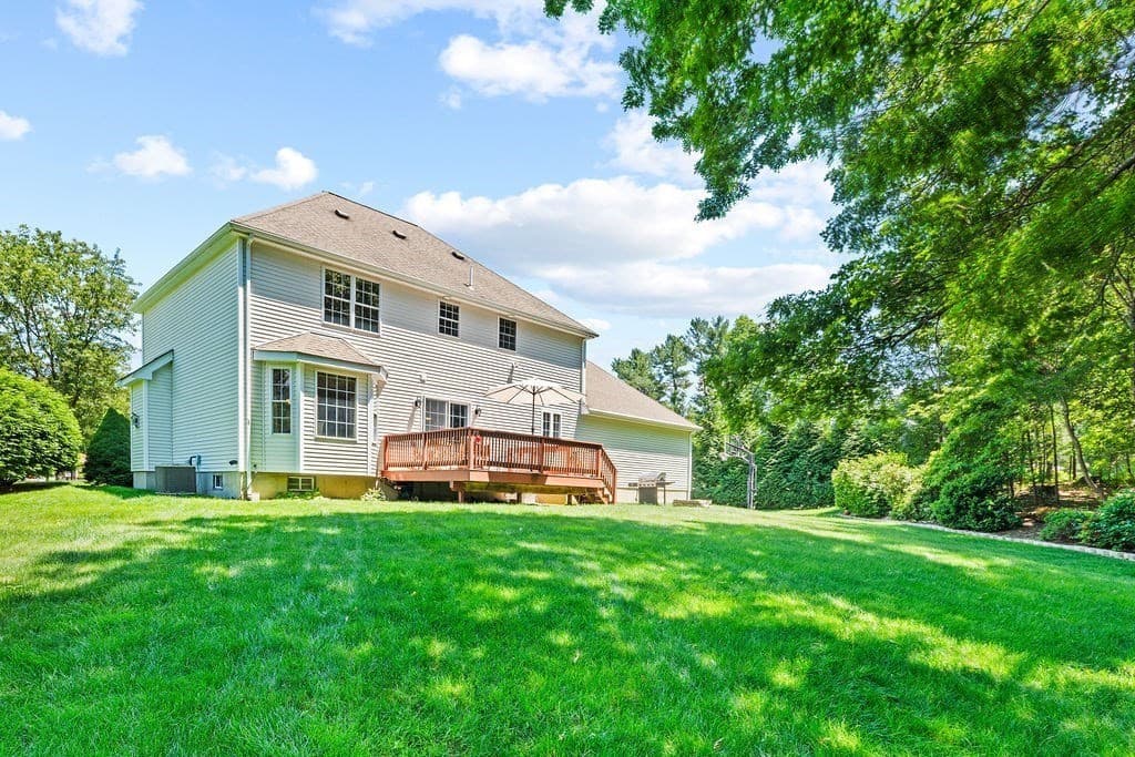 Single Family Residence at 32 Cinnamon Cir, Easton MA 02334, Easton, photo 9 of 42