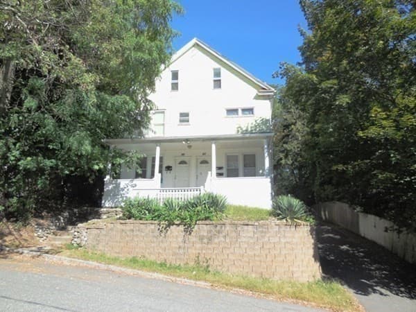 97-99 Brookline Ave, Holyoke MA 01040
