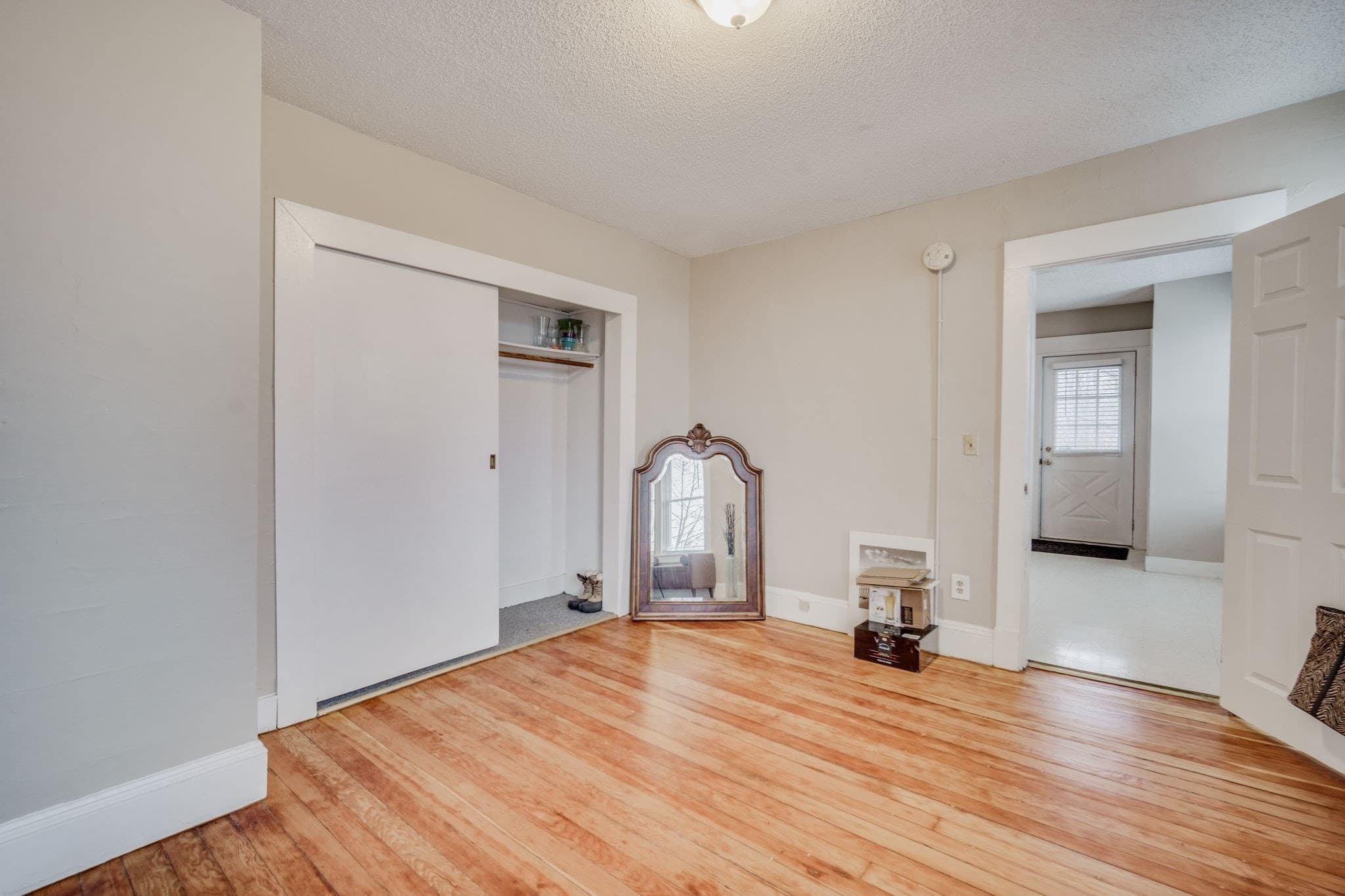 3 Family at 97-99 Brookline Ave, Holyoke MA 01040, Holyoke, photo 9 of 21