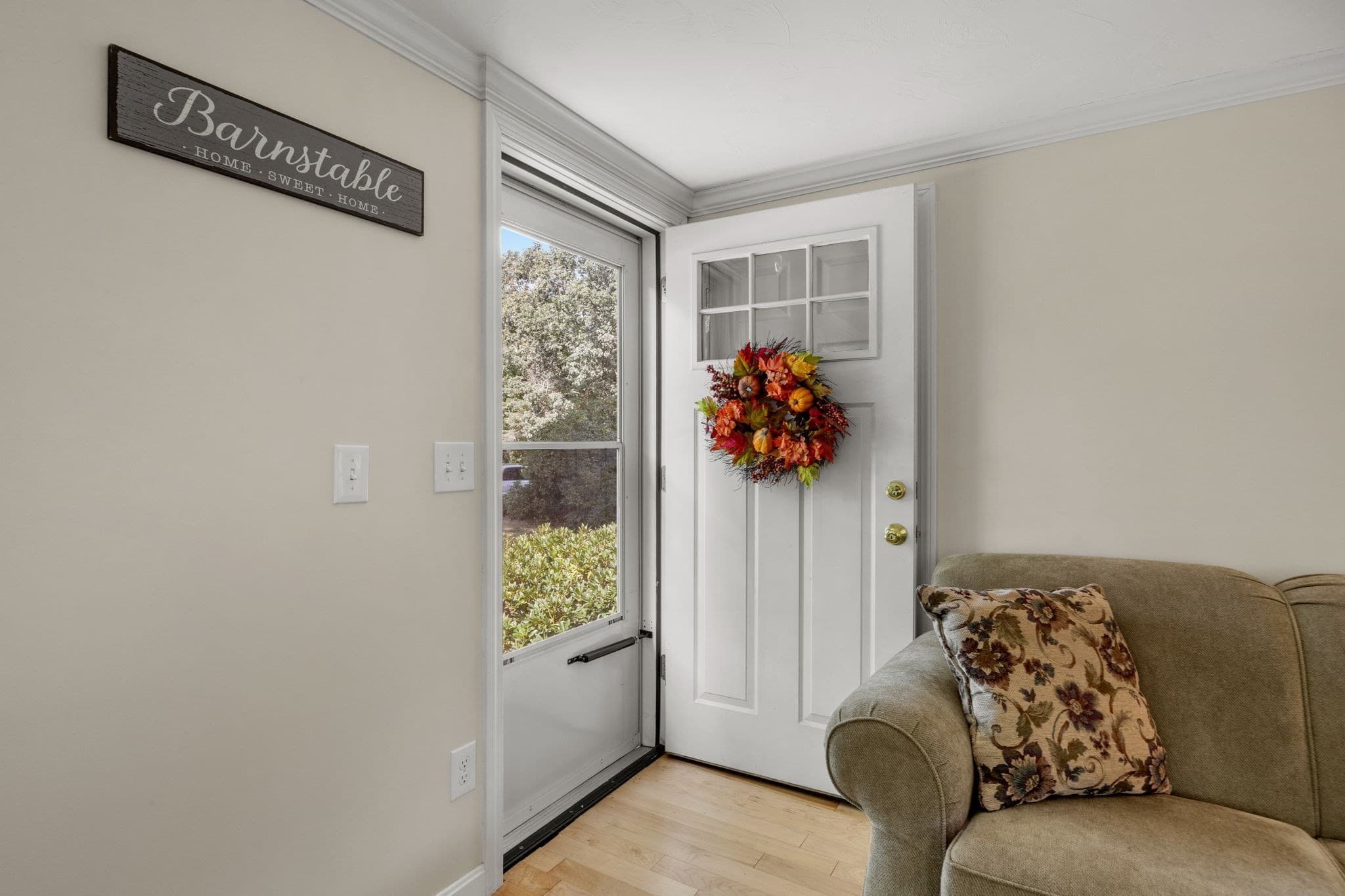 Single Family Residence at 124 Starlight Drive, Barnstable MA 02648, Barnstable, photo 3 of 31