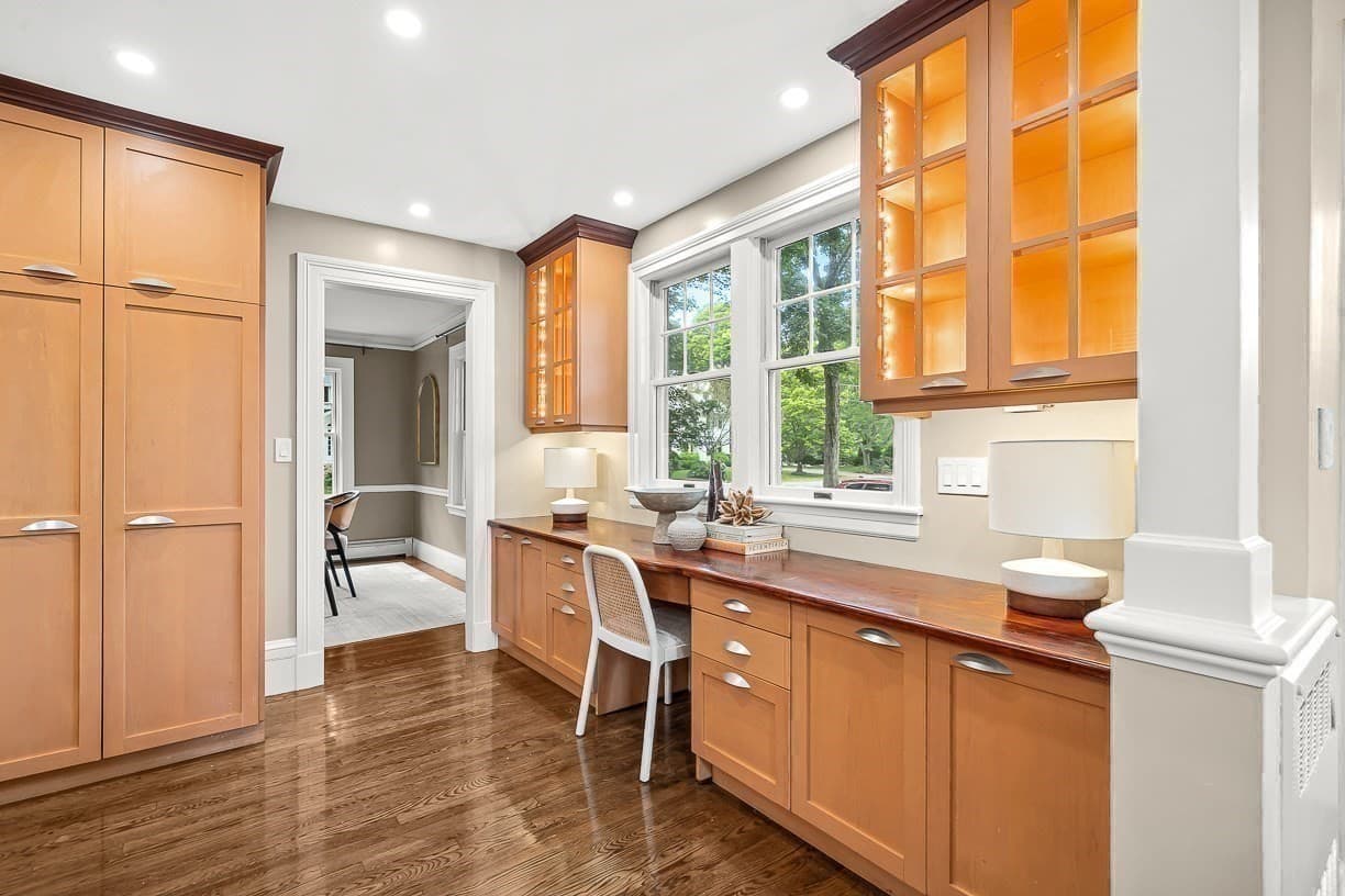 Single Family Residence at 8 Tennyson Rd, Wellesley MA 02481, Wellesley, photo 17 of 40