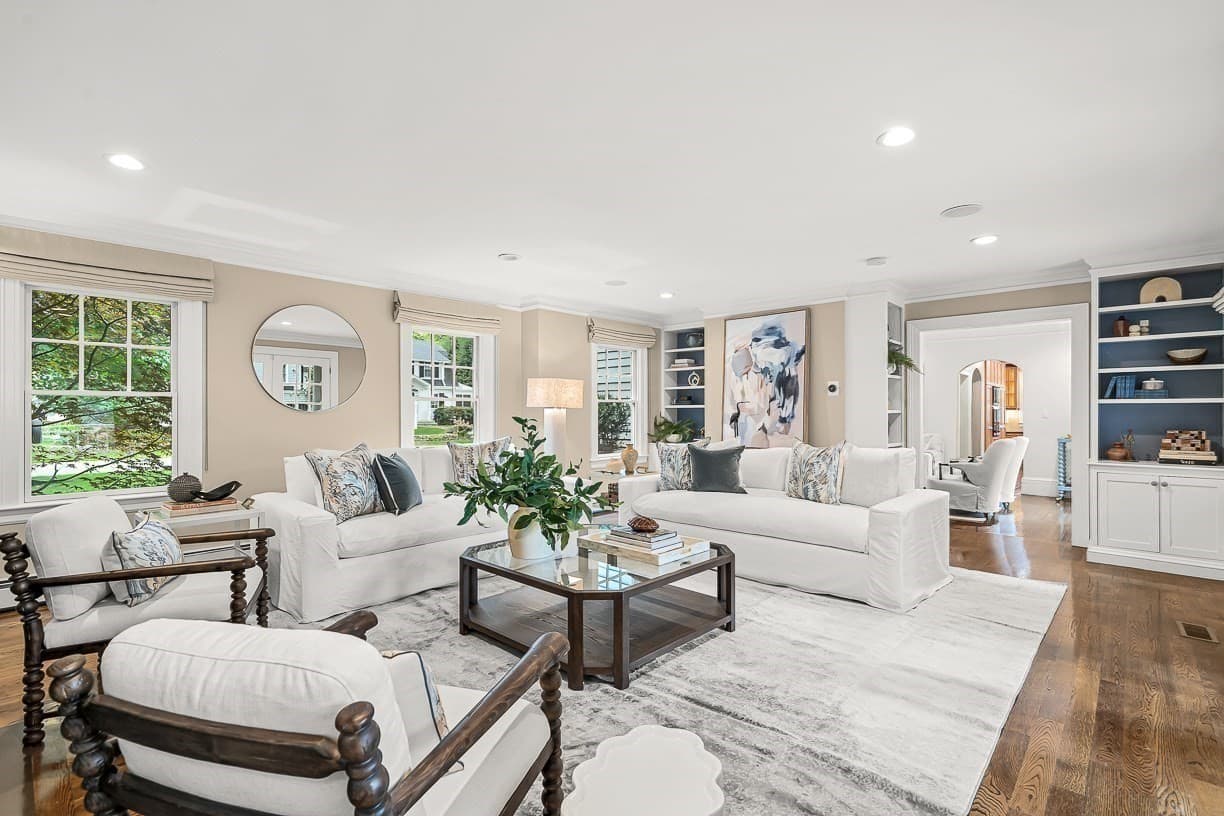 Single Family Residence at 8 Tennyson Rd, Wellesley MA 02481, Wellesley, photo 10 of 40
