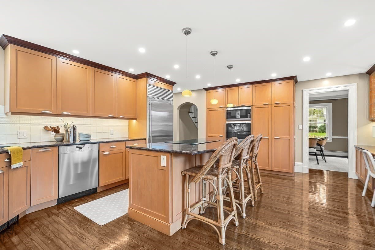 Single Family Residence at 8 Tennyson Rd, Wellesley MA 02481, Wellesley, photo 14 of 40