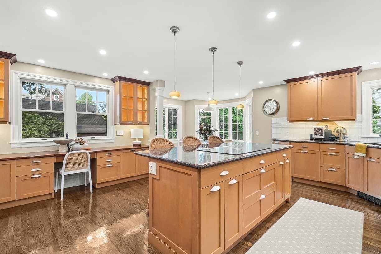 Single Family Residence at 8 Tennyson Rd, Wellesley MA 02481, Wellesley, photo 15 of 40