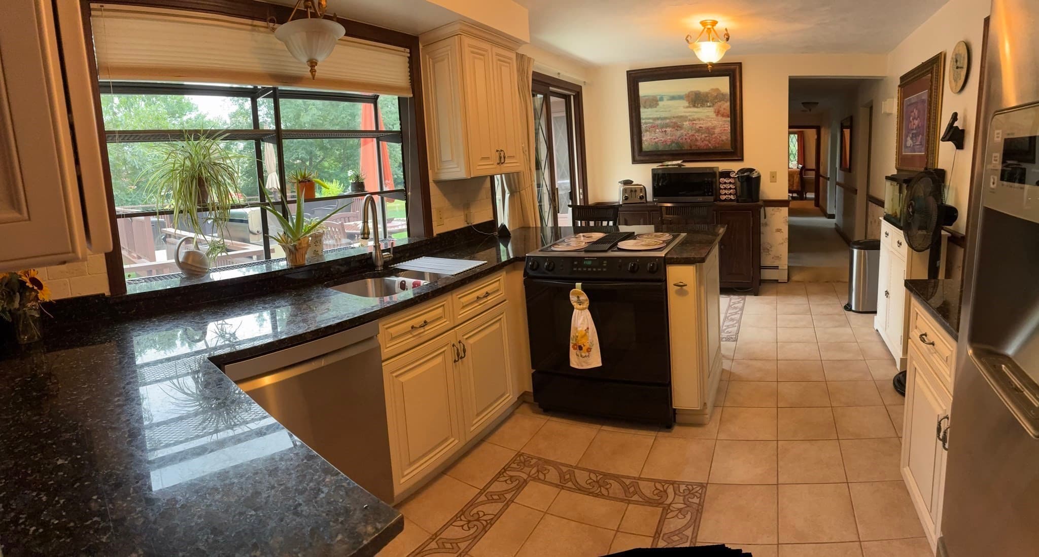 Single Family Residence at 6 Old Homestead Road, Methuen MA 01844, Methuen, photo 14 of 33