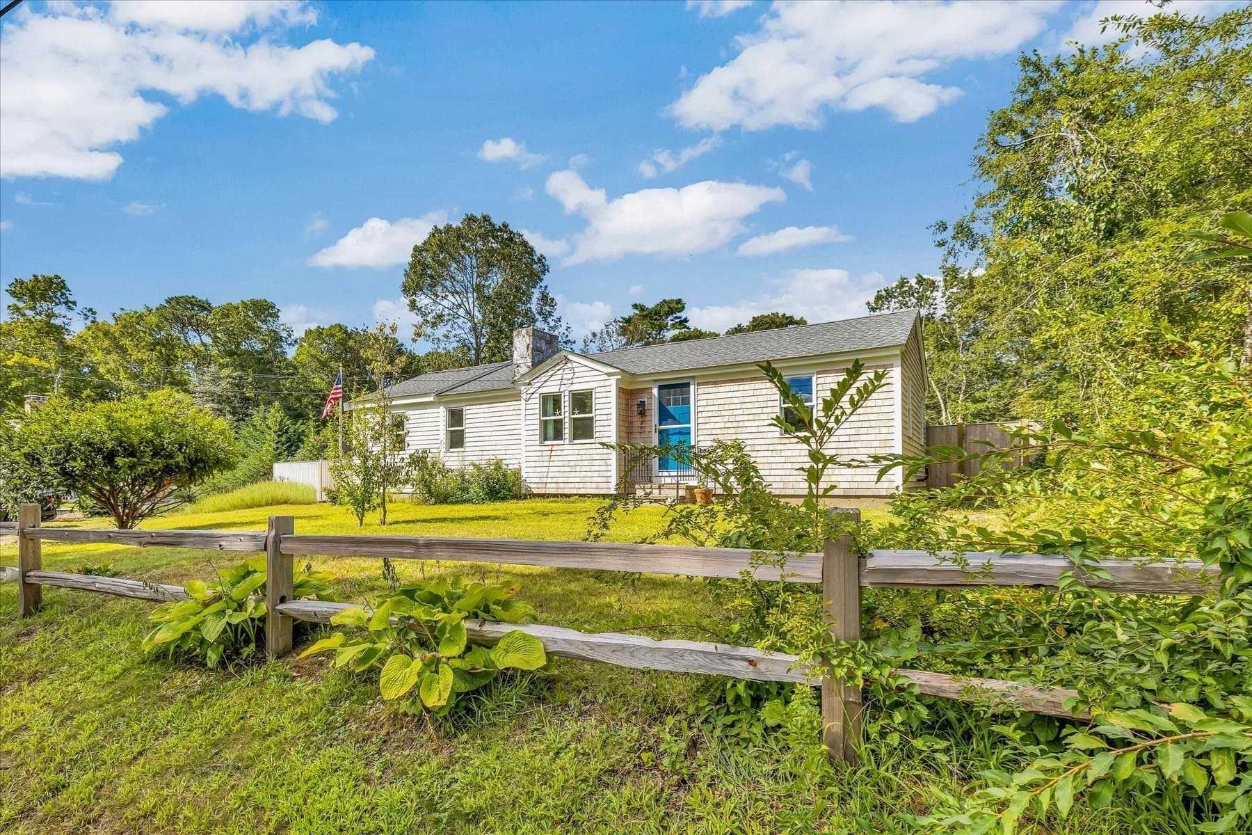 Single Family Residence at 25 Raspberry Lane, Barnstable MA 02648, Barnstable, photo 2 of 36