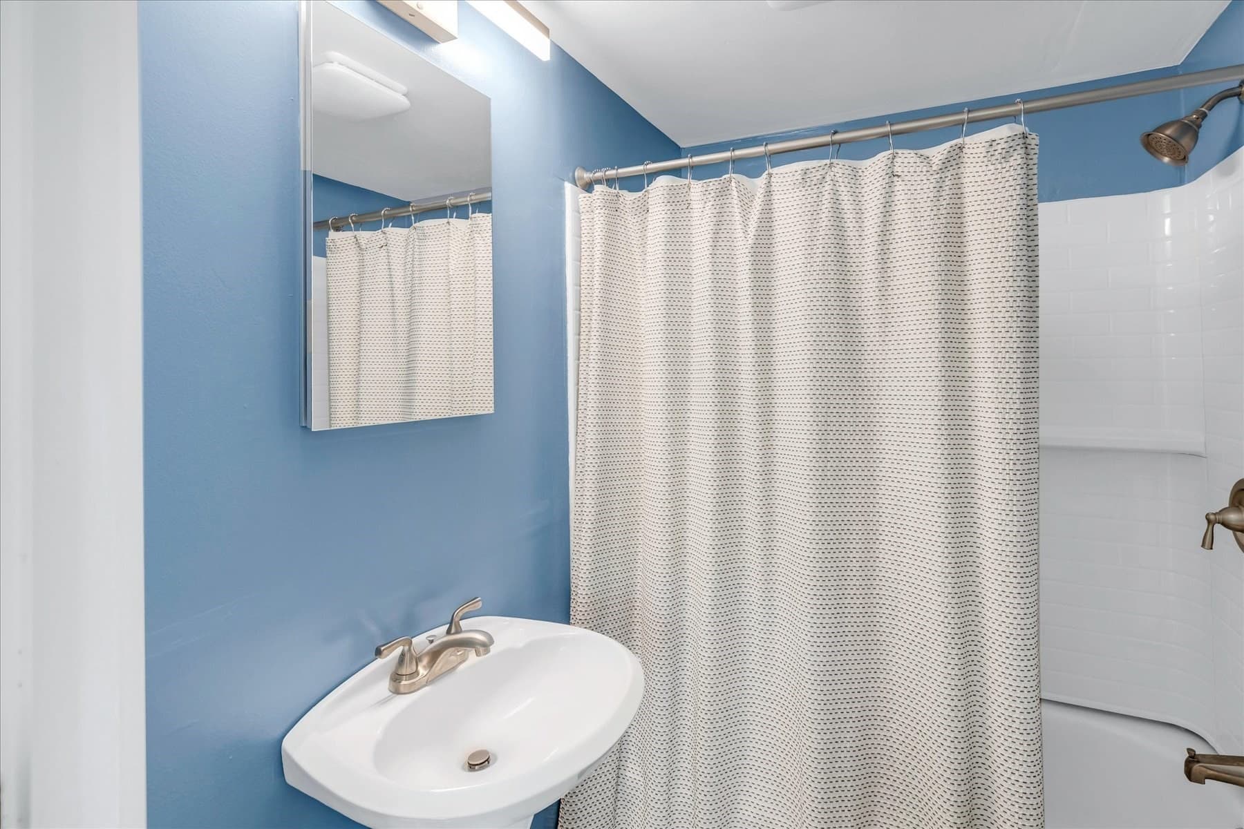 Single Family Residence at 25 Raspberry Lane, Barnstable MA 02648, Barnstable, photo 17 of 36