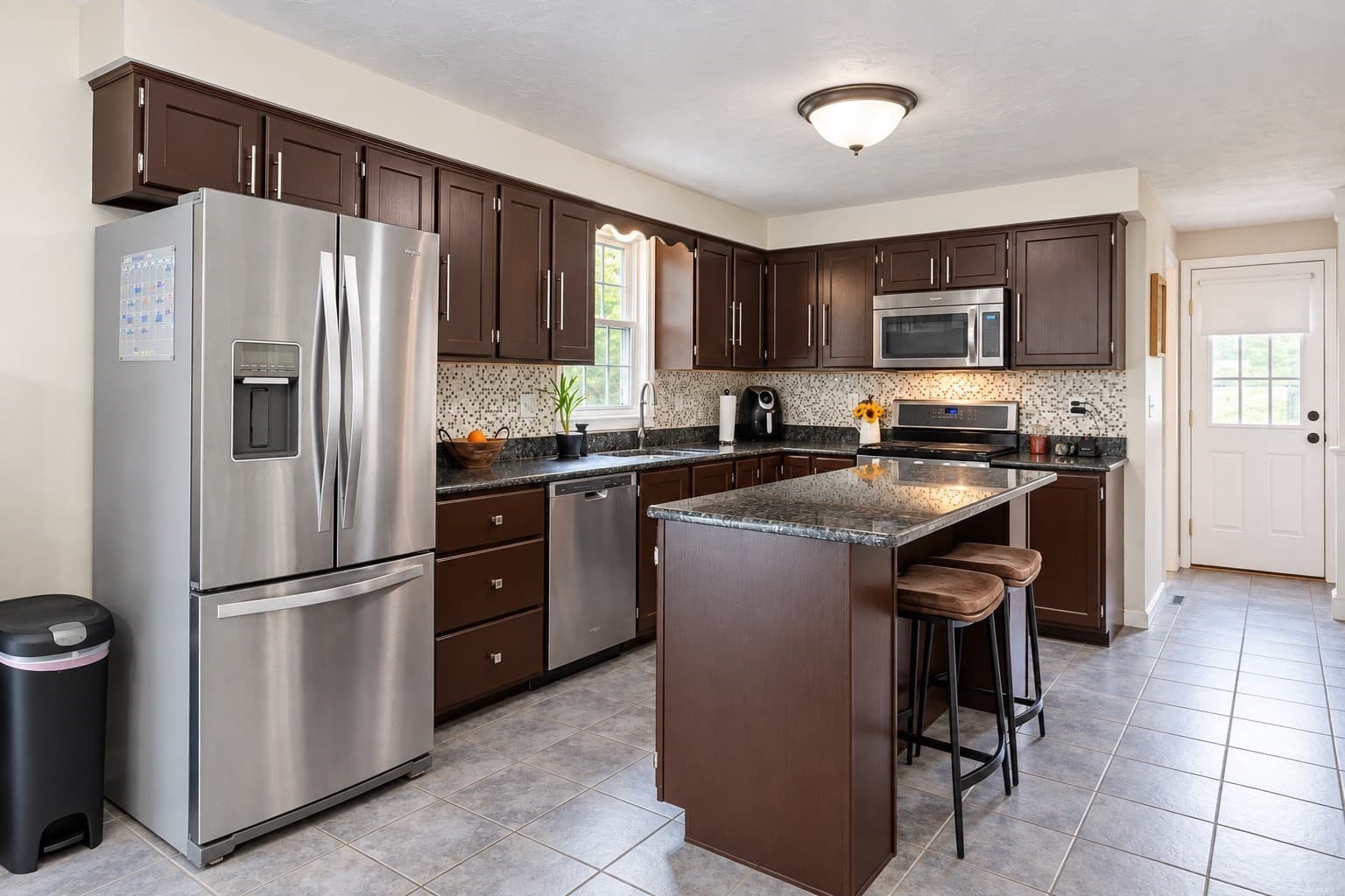 Single Family Residence at 538 Pike Avenue, Attleboro MA 02703, Attleboro, photo 5 of 40