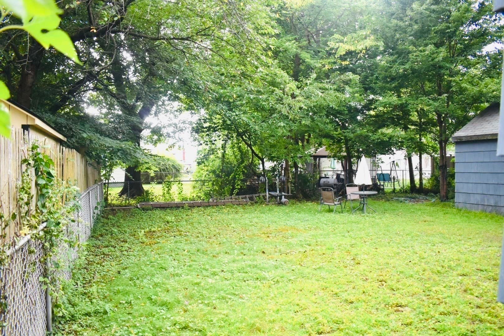 Single Family Residence at 54 Georgetown St, Springfield MA 01104, Springfield, photo 6 of 16