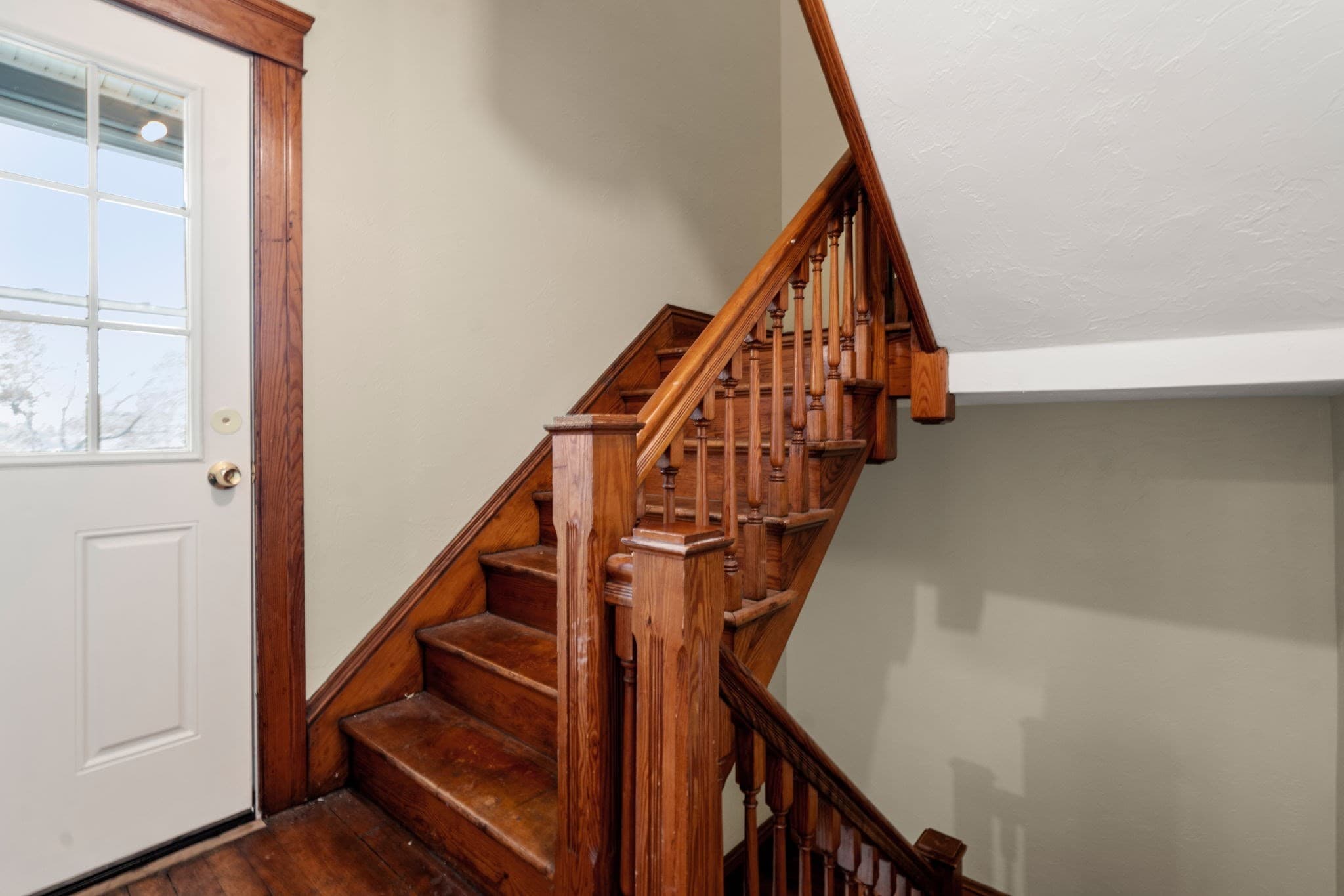 4 Family - 4 Units Up/Down at 31 Chrome Street, Worcester MA 01604, Worcester, photo 13 of 40