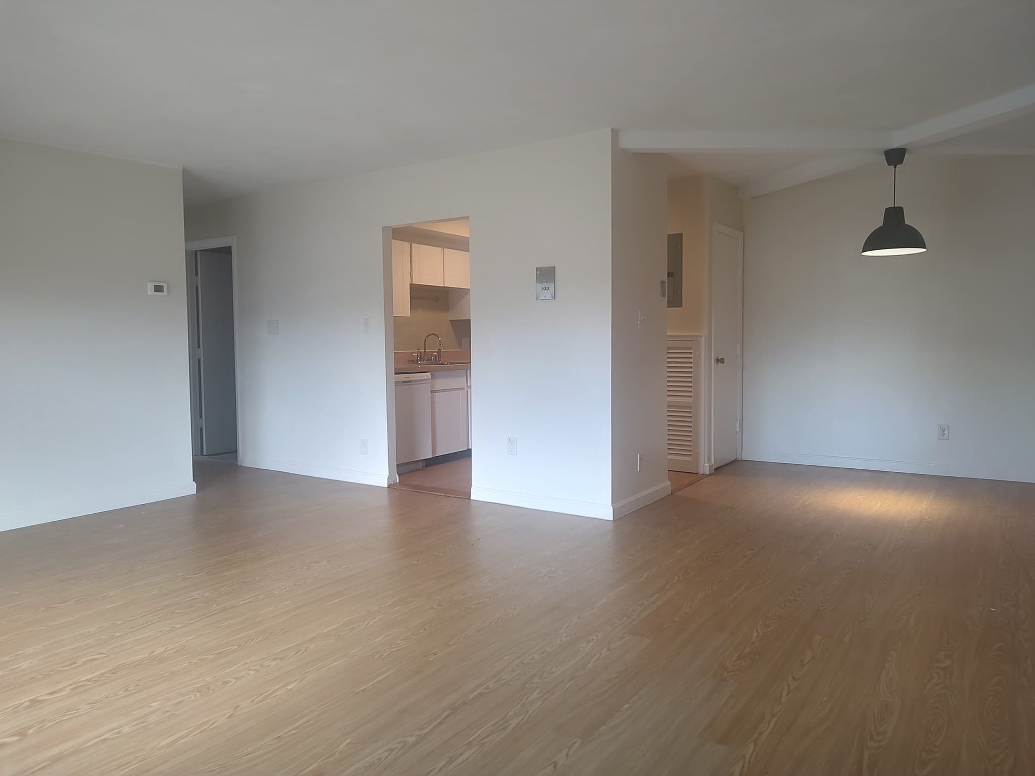 Condominium at 105 Oak Lane # 9, Brockton MA 02301, Brockton, photo 2 of 18