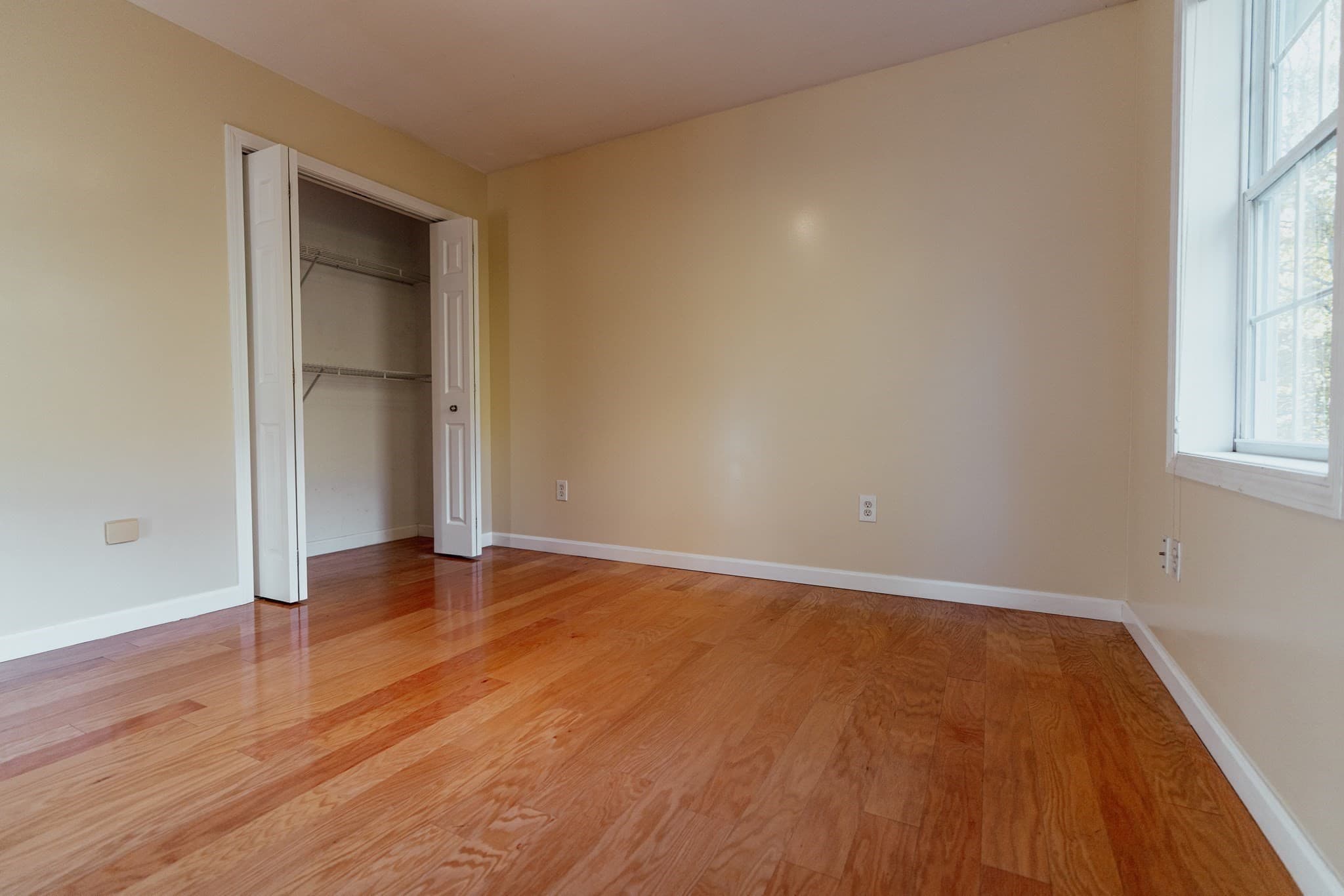 Single Family Residence at 7 Hemlock Hollow, Belchertown MA 01007, photo 26 of 34