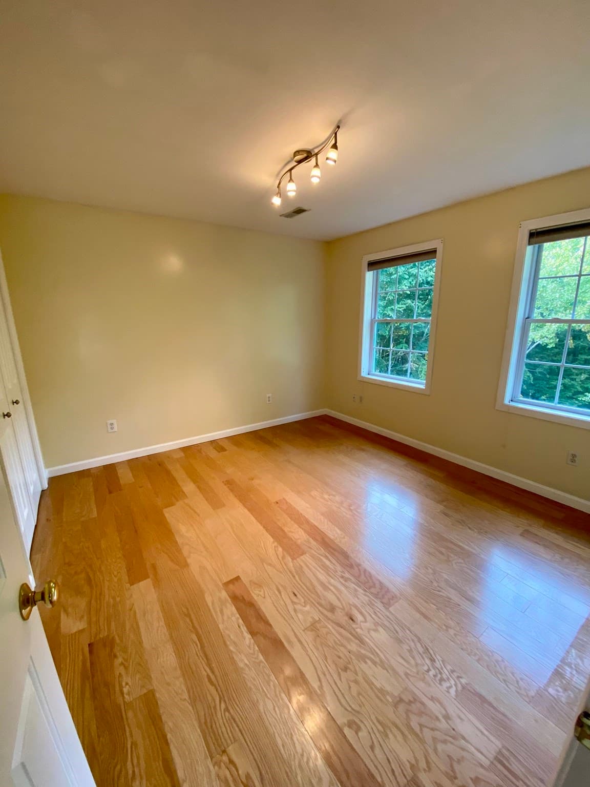 Single Family Residence at 7 Hemlock Hollow, Belchertown MA 01007, Belchertown, photo 10 of 11