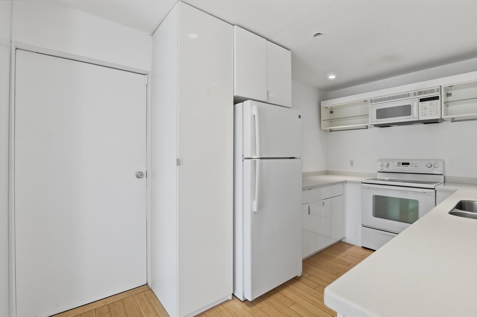 Condominium at 211 West St # 10A, Quincy MA 02169, Quincy, photo 23 of 42