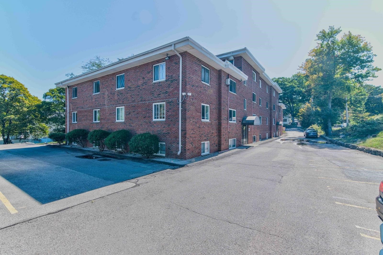 Condominium at 211 West St # 10A, Quincy MA 02169, Quincy, photo 3 of 42