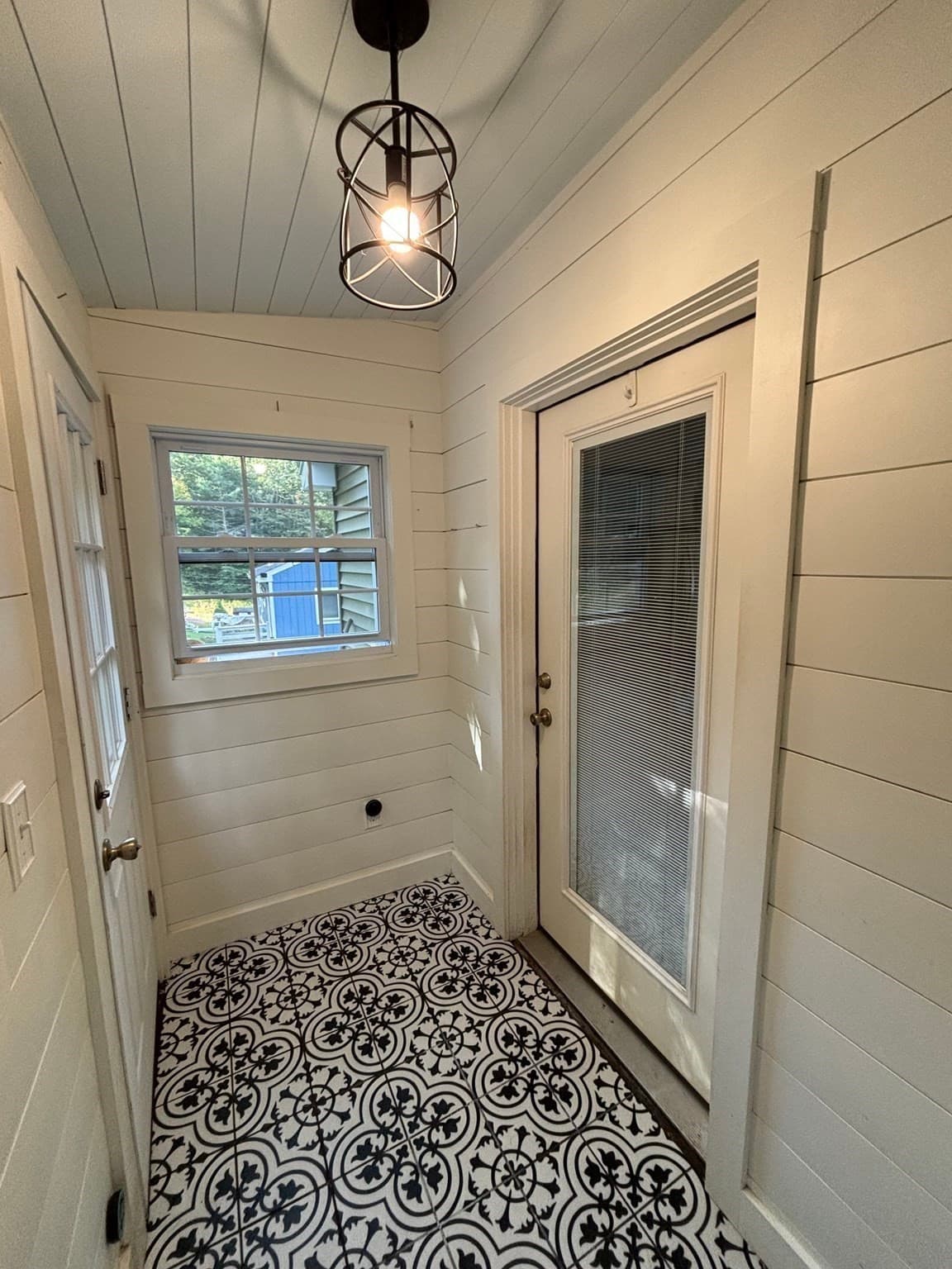 Single Family Residence at 34 Shore Drive, Spencer MA 01562, Spencer, photo 12 of 40