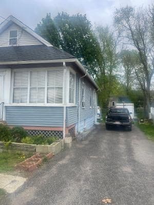 Single Family Residence at 255 Neponset Valley Parkway, Boston MA 02136, Boston, photo 6 of 18