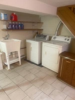 Single Family Residence at 255 Neponset Valley Parkway, Boston MA 02136, Boston, photo 13 of 18