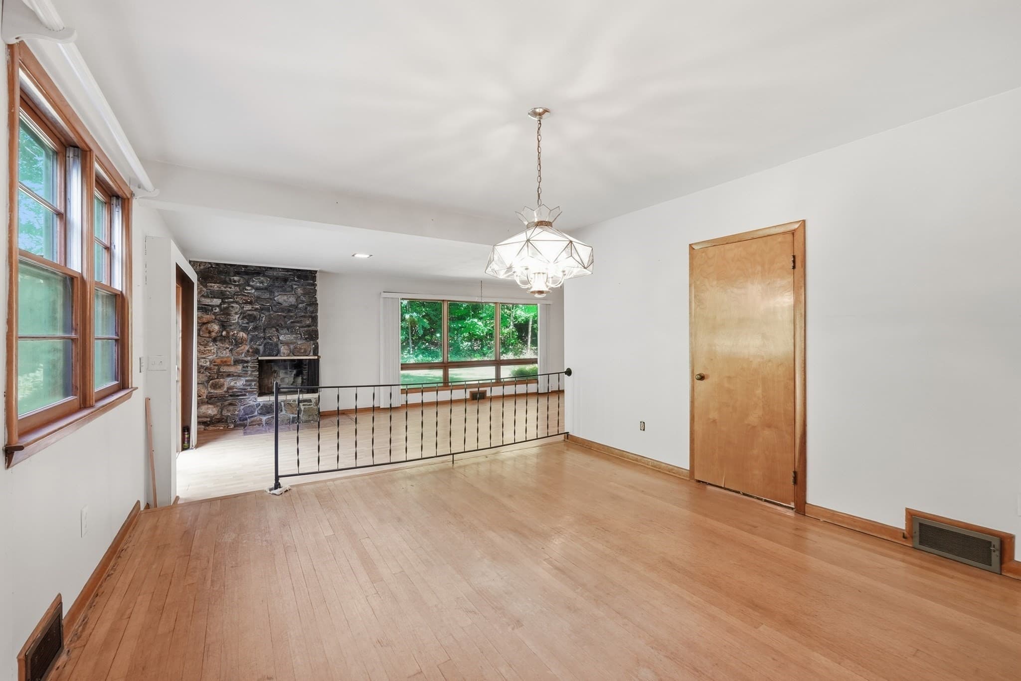 Single Family Residence at 14 Miller Dr, Warren MA 01083, Warren, photo 13 of 41