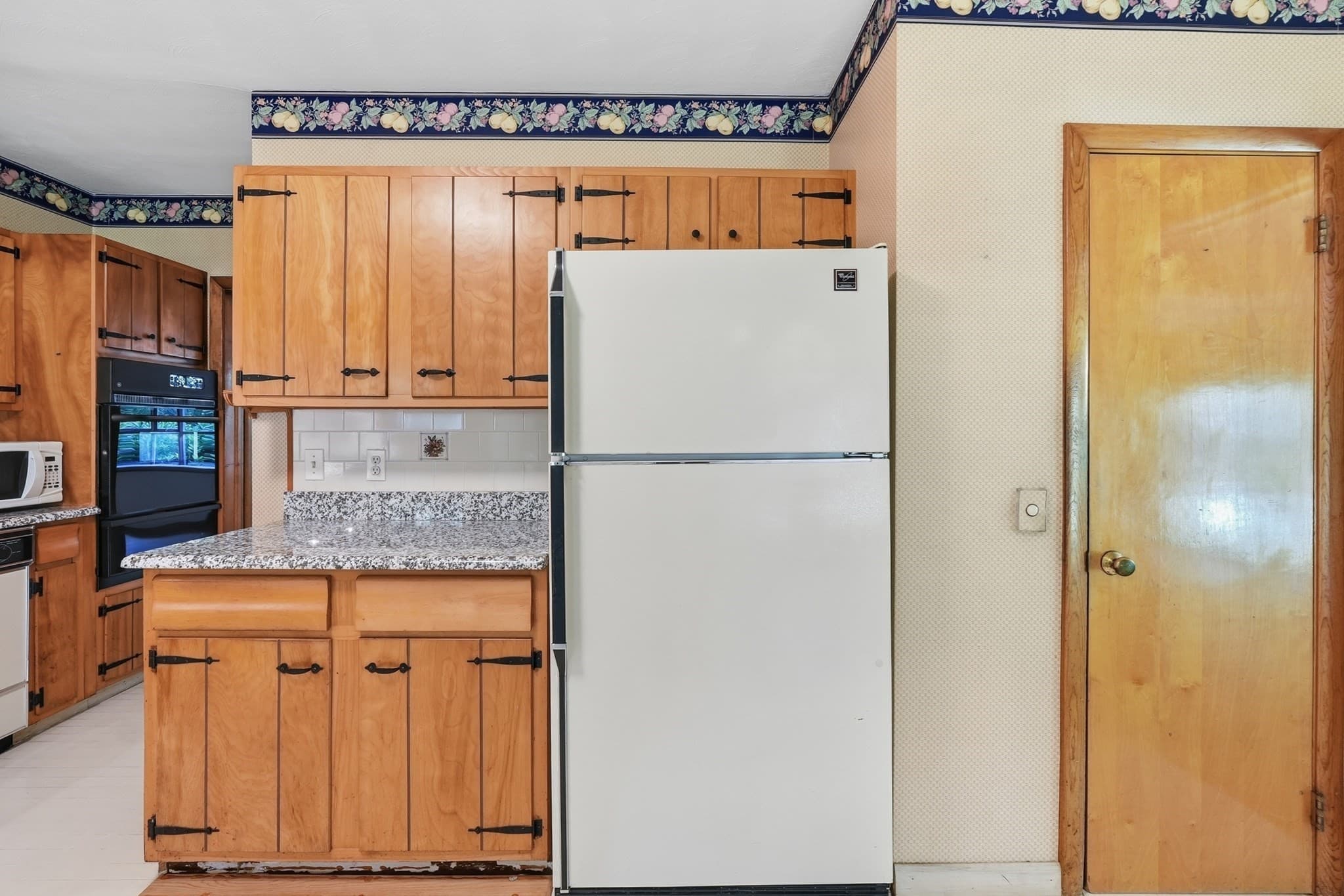Single Family Residence at 14 Miller Dr, Warren MA 01083, Warren, photo 8 of 41