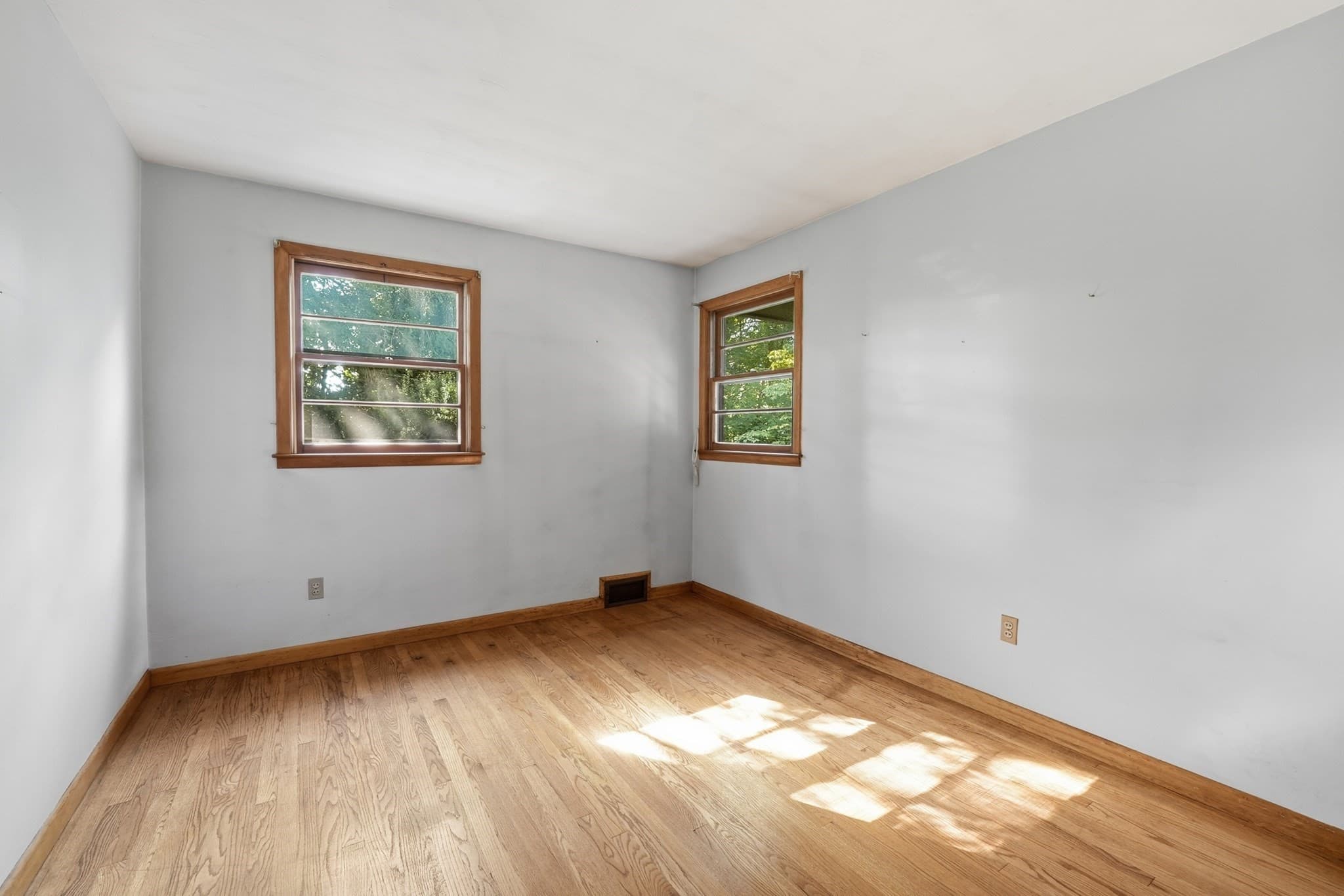 Single Family Residence at 14 Miller Dr, Warren MA 01083, Warren, photo 25 of 41