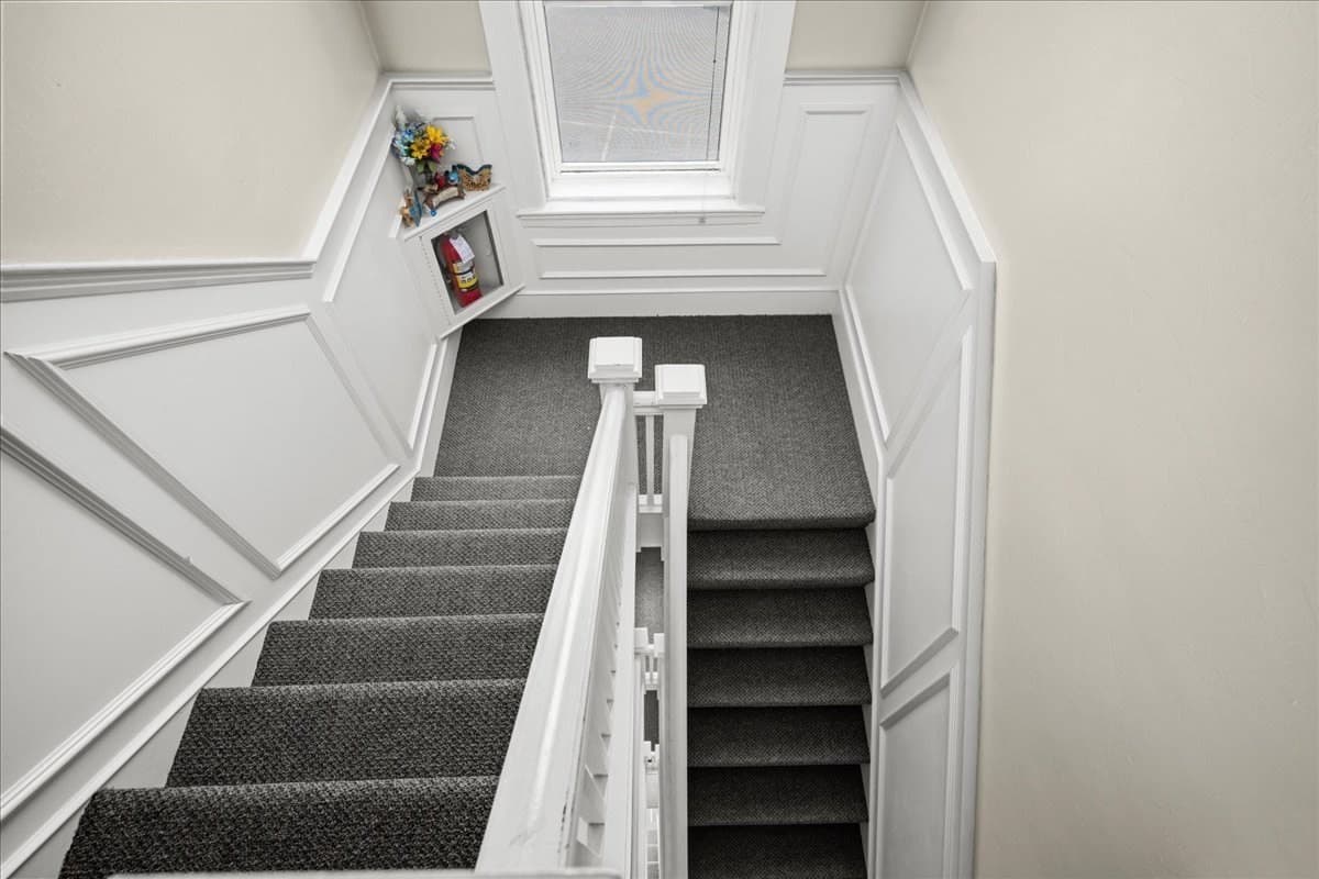 Condominium at 6 Chatham Pl # 8, Worcester MA 01609, Worcester, photo 22 of 34