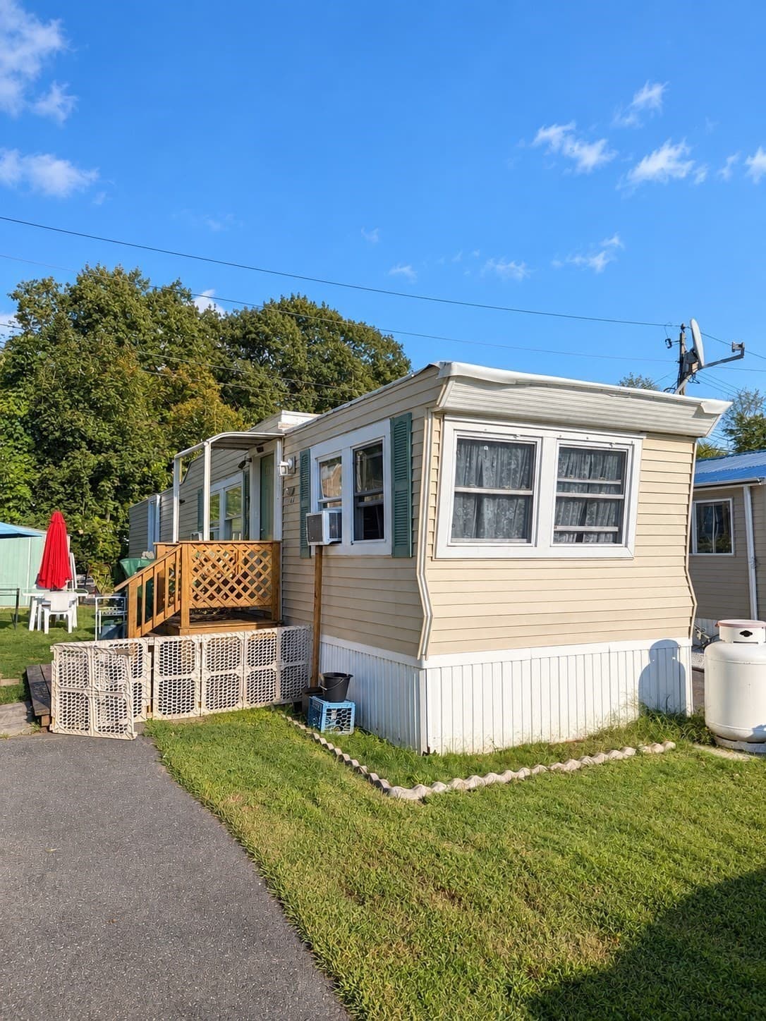 Mobile Home at 229 Miller St # C1, Ludlow MA 01056, Ludlow, photo 3 of 22