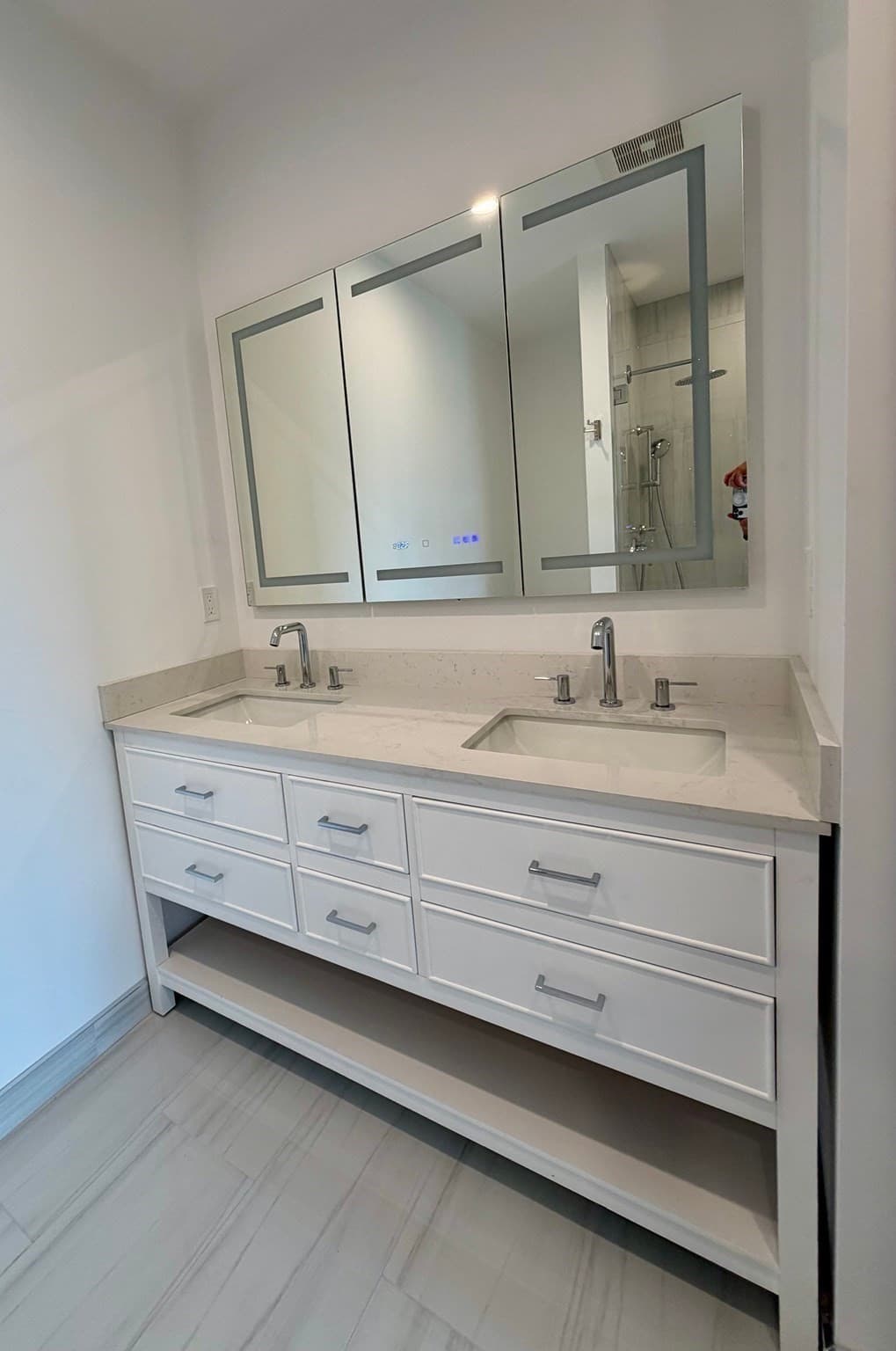 Condominium at 1001 Shirley St # 4, Winthrop MA 02152, Winthrop, photo 8 of 14