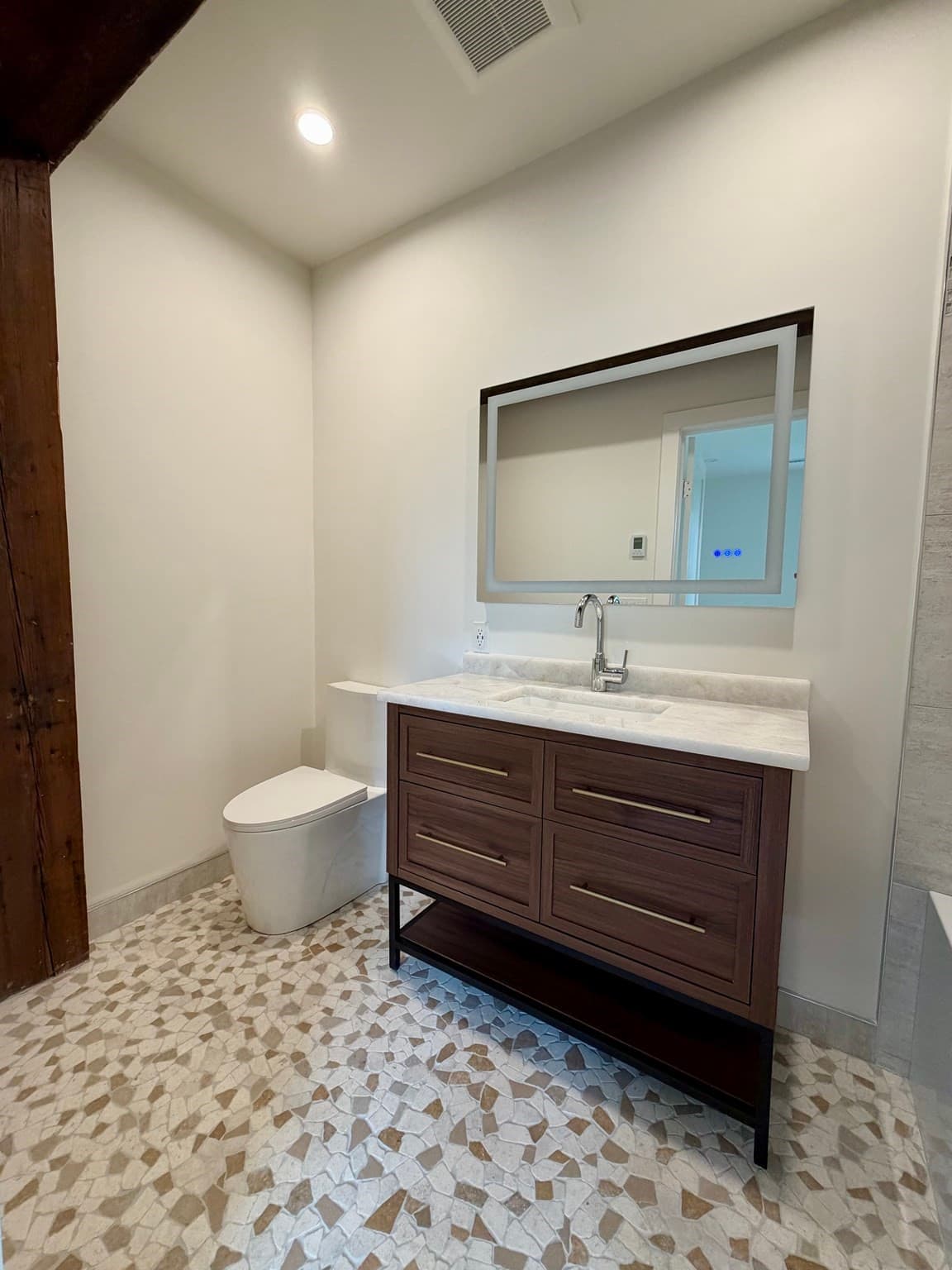Condominium at 1001 Shirley St # 1, Winthrop MA 02152, Winthrop, photo 10 of 16
