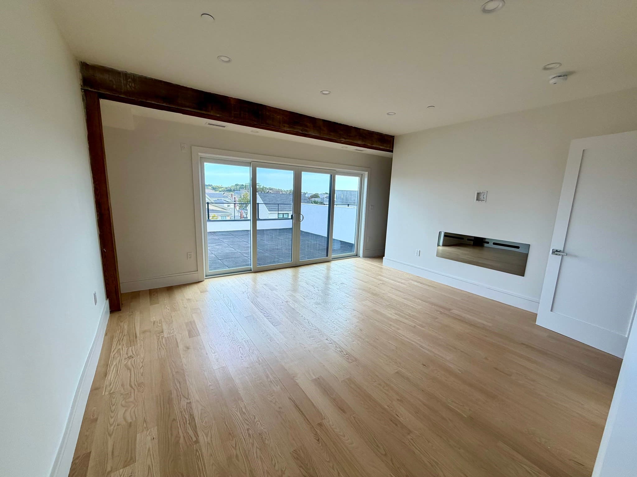 Condominium at 1001 Shirley St # 1, Winthrop MA 02152, Winthrop, photo 11 of 16