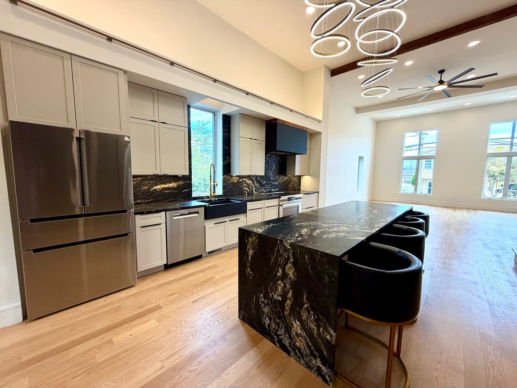 Condominium at 1001 Shirley St # 1, Winthrop MA 02152, Winthrop, photo 4 of 16