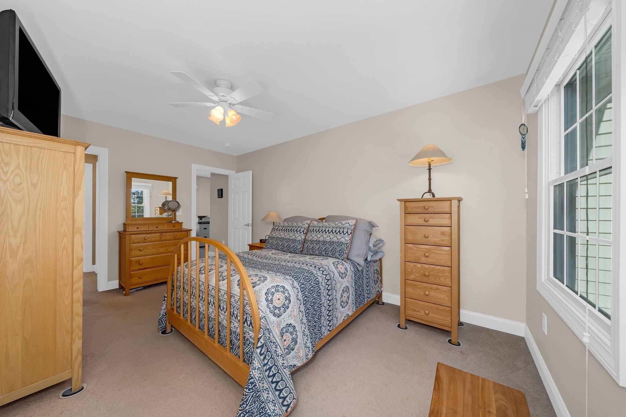 Single Family Residence at 45 Seven Sister Rd, Haverhill MA 01830, Haverhill, photo 20 of 34