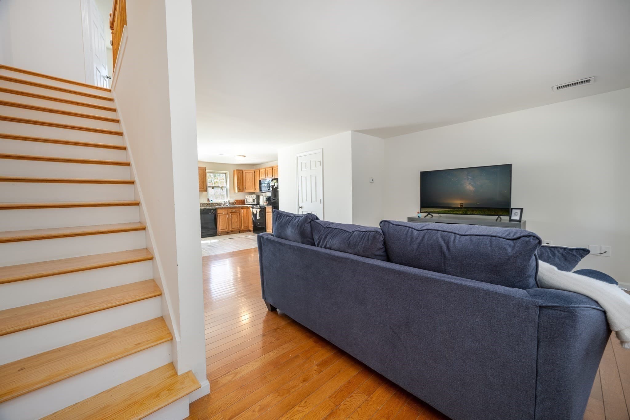 Condominium at 17 Mercury Terrace # 17, Haverhill MA 01832, Haverhill, photo 8 of 16