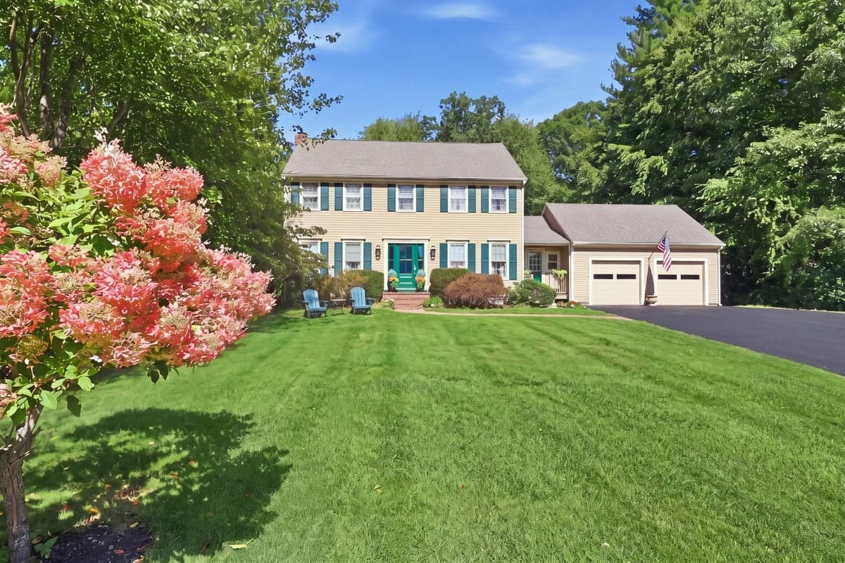 10 Reed Bent, Rockland MA 02370
