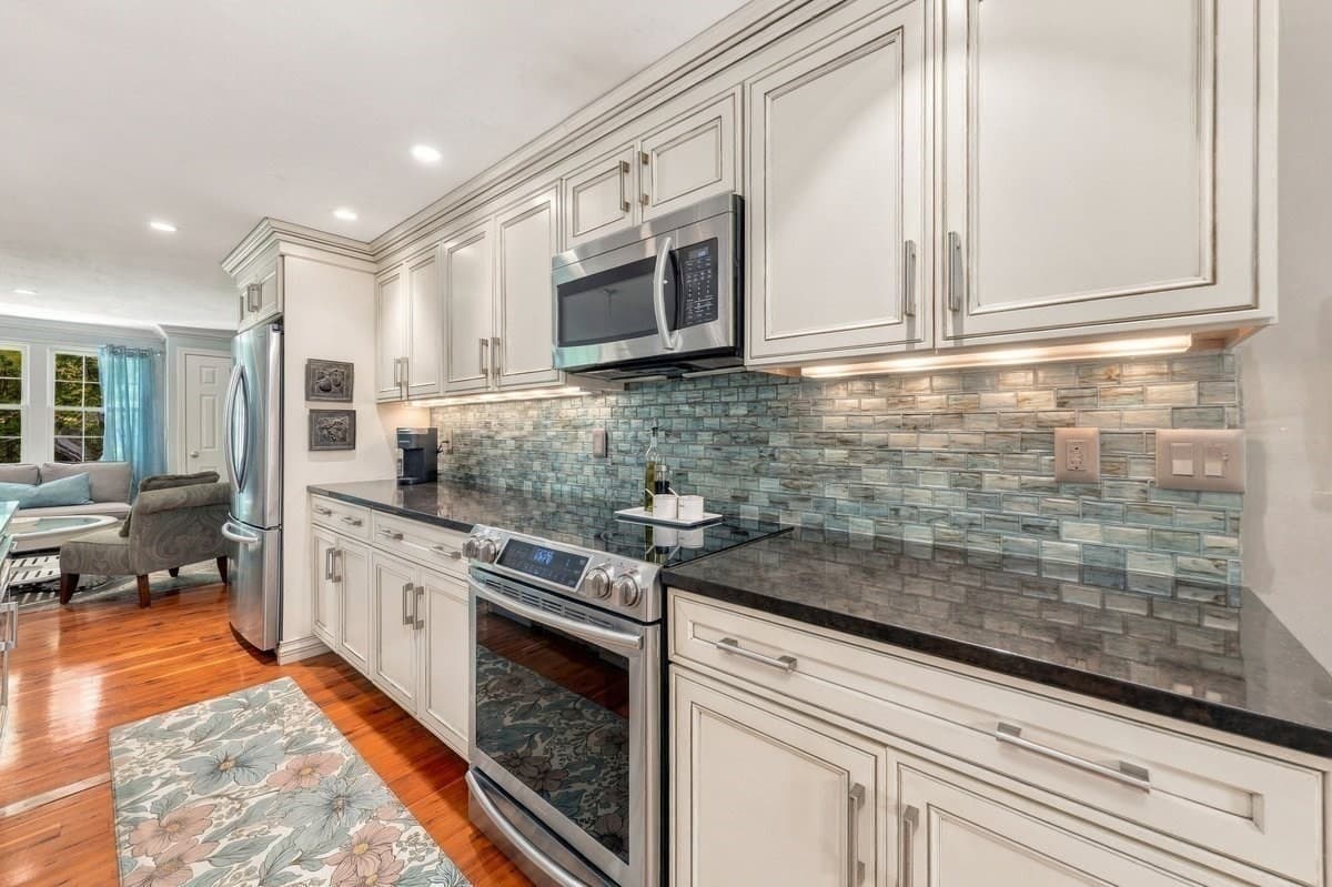 Single Family Residence at 10 Reed Bent, Rockland MA 02370, Rockland, photo 9 of 42