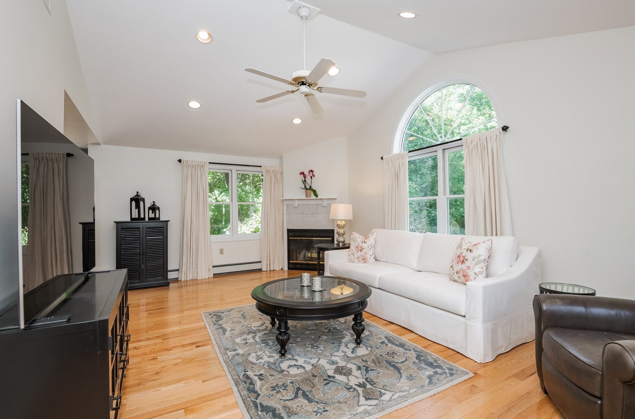 Single Family Residence at 11 Currier Rd, Middleton MA 01949, Middleton, photo 27 of 41
