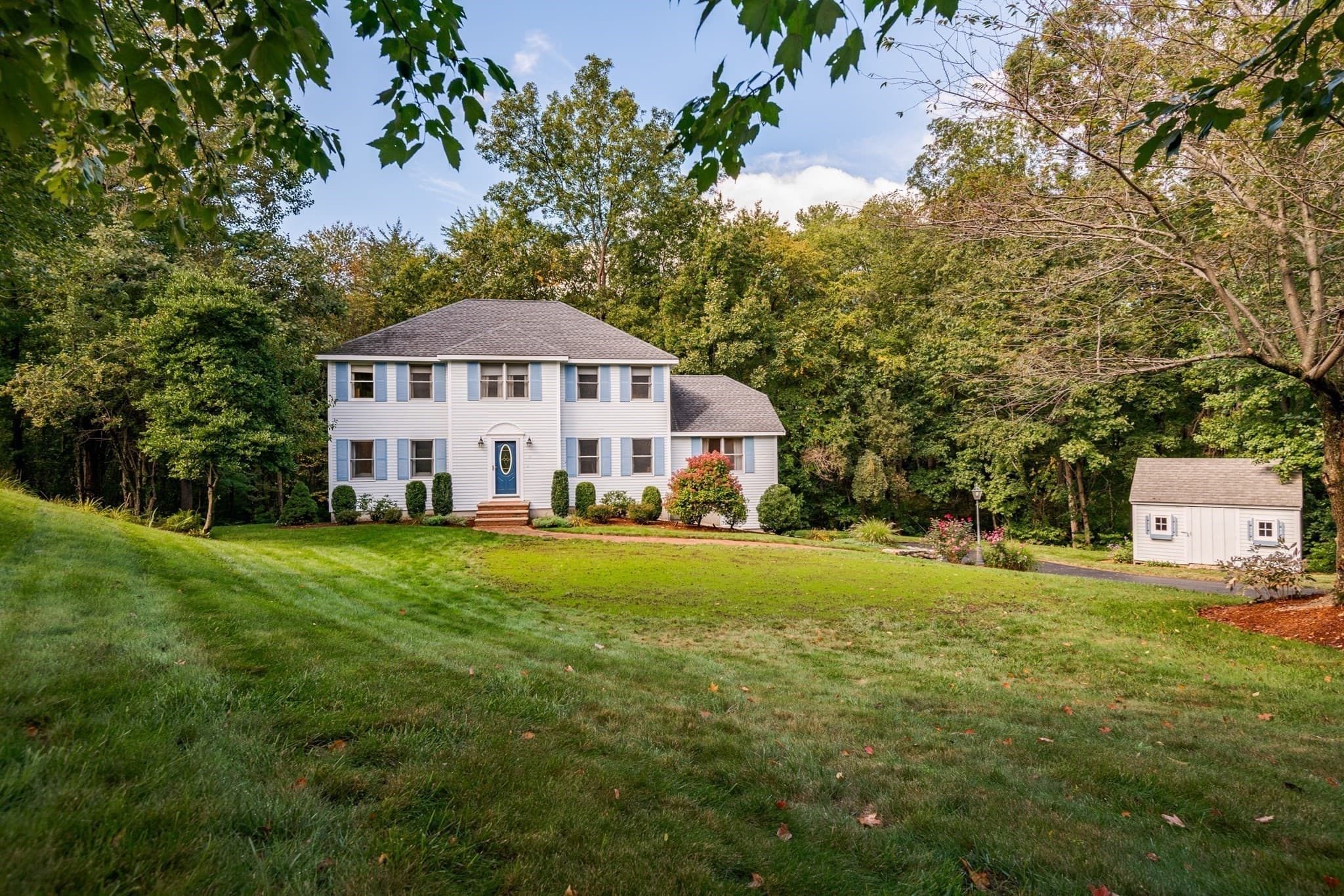 Single Family Residence at 11 Currier Rd, Middleton MA 01949, Middleton, photo 2 of 41