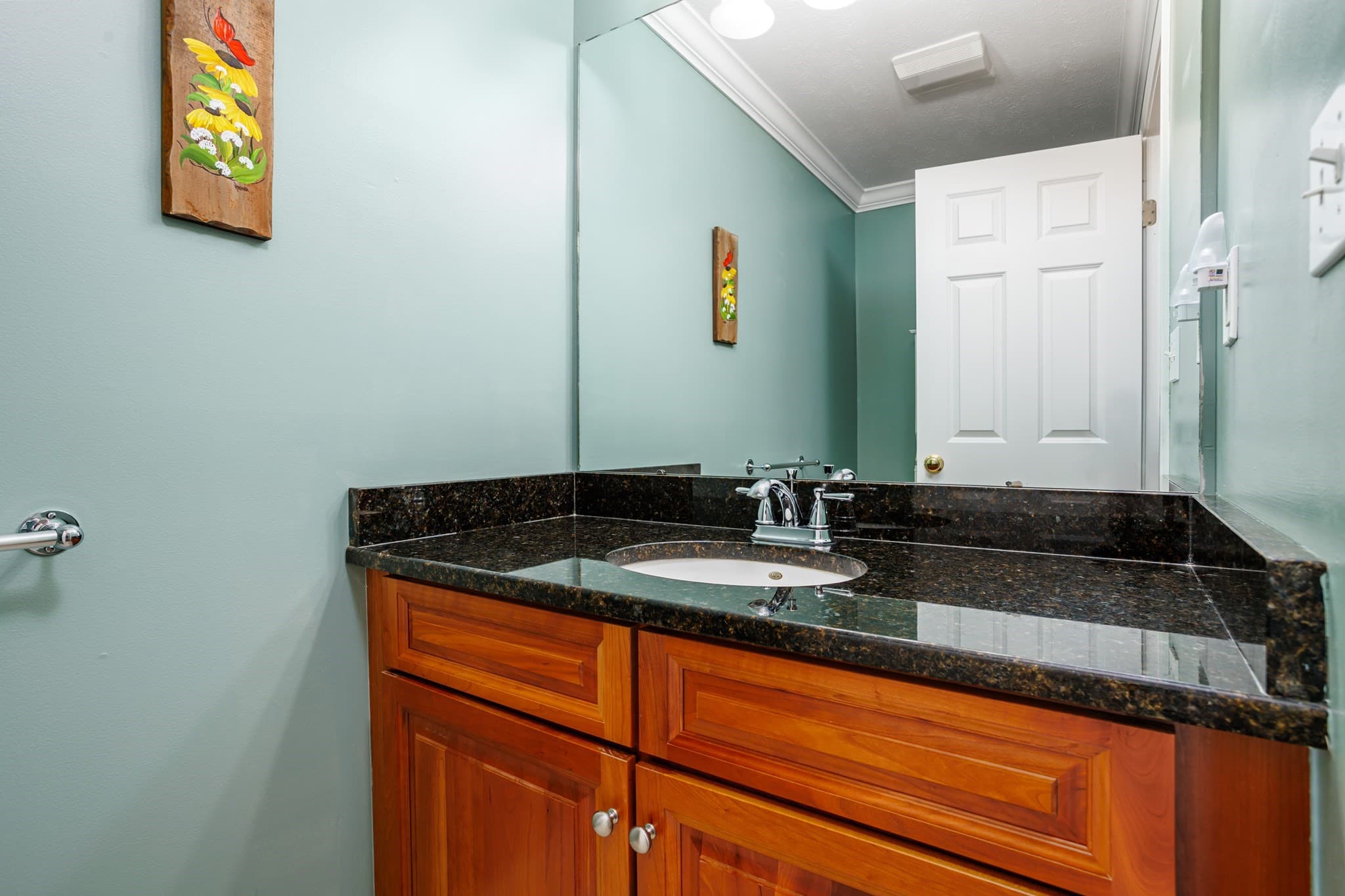 Condominium at 37 Acorn Ave # 37, Fitchburg MA 01420, Fitchburg, photo 16 of 41
