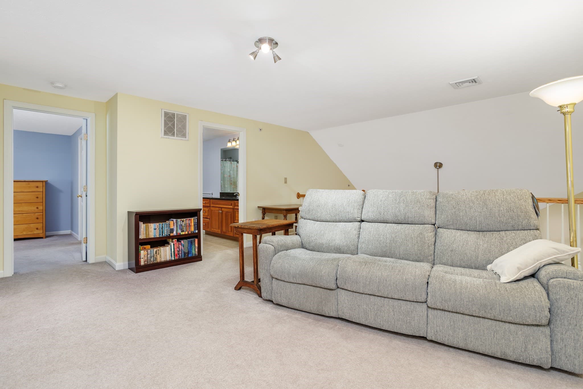 Condominium at 37 Acorn Ave # 37, Fitchburg MA 01420, Fitchburg, photo 26 of 41