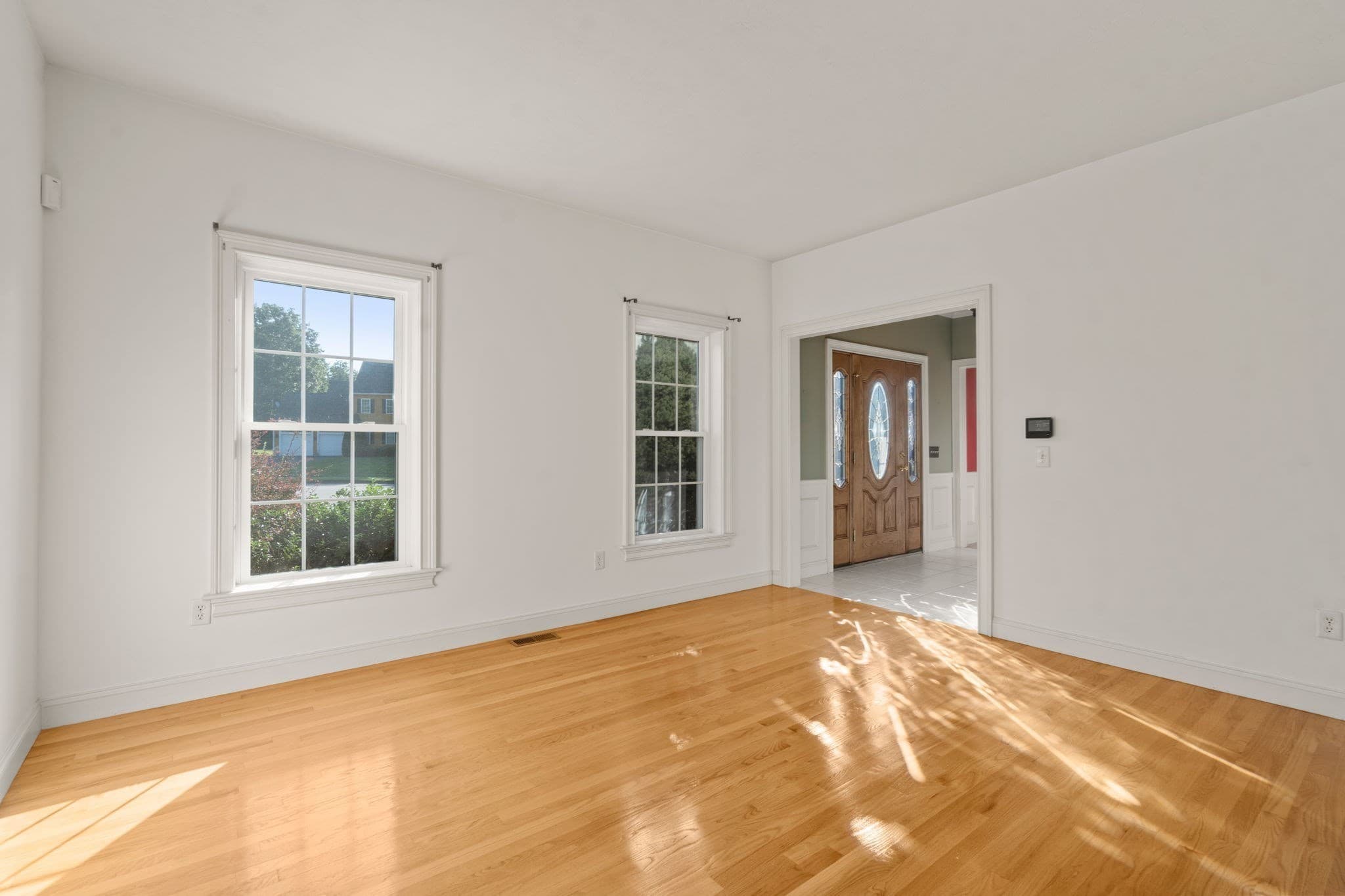 Single Family Residence at 34 Laurelwood Dr, Worcester MA 01605, Worcester, photo 17 of 39
