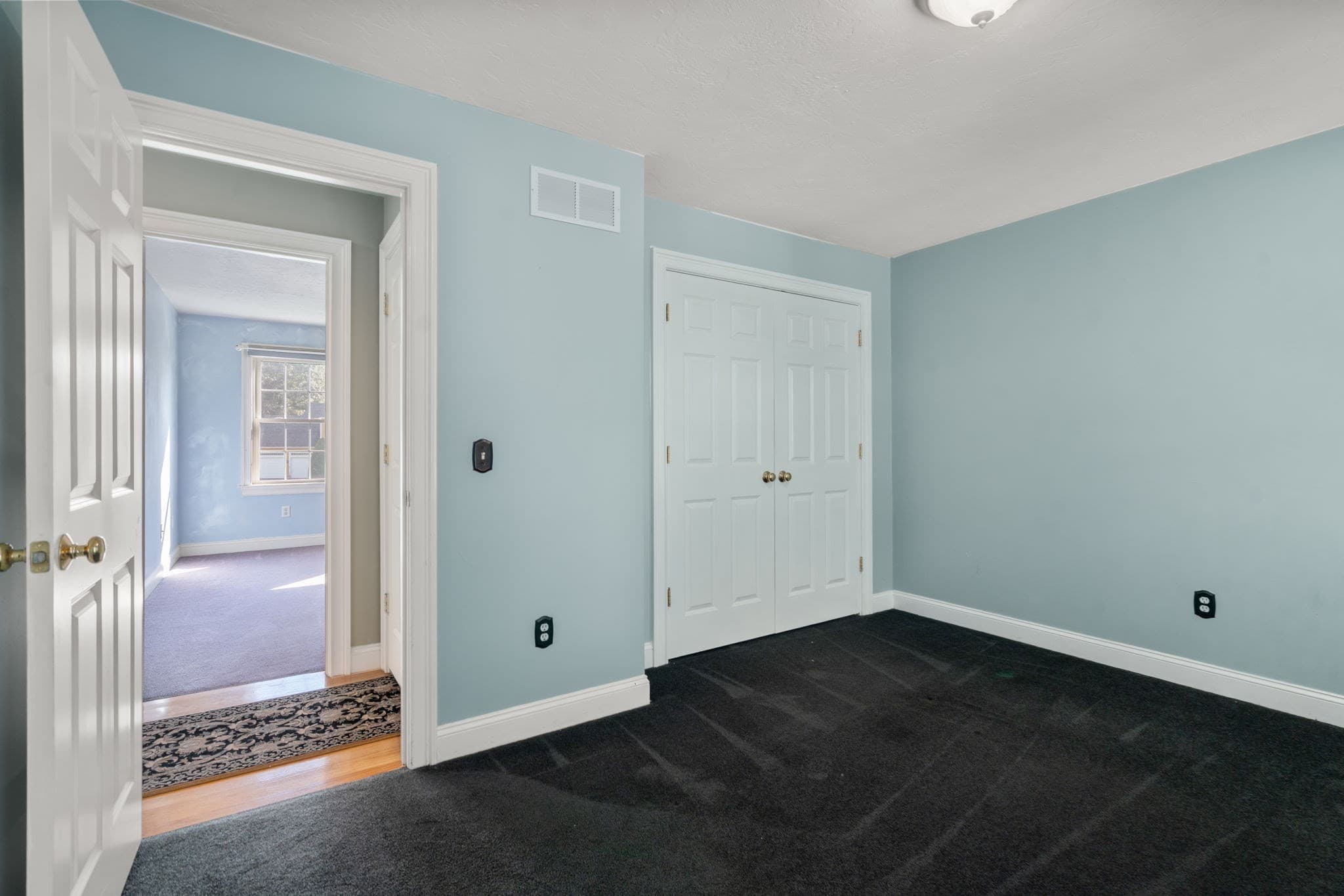 Single Family Residence at 34 Laurelwood Dr, Worcester MA 01605, Worcester, photo 31 of 39